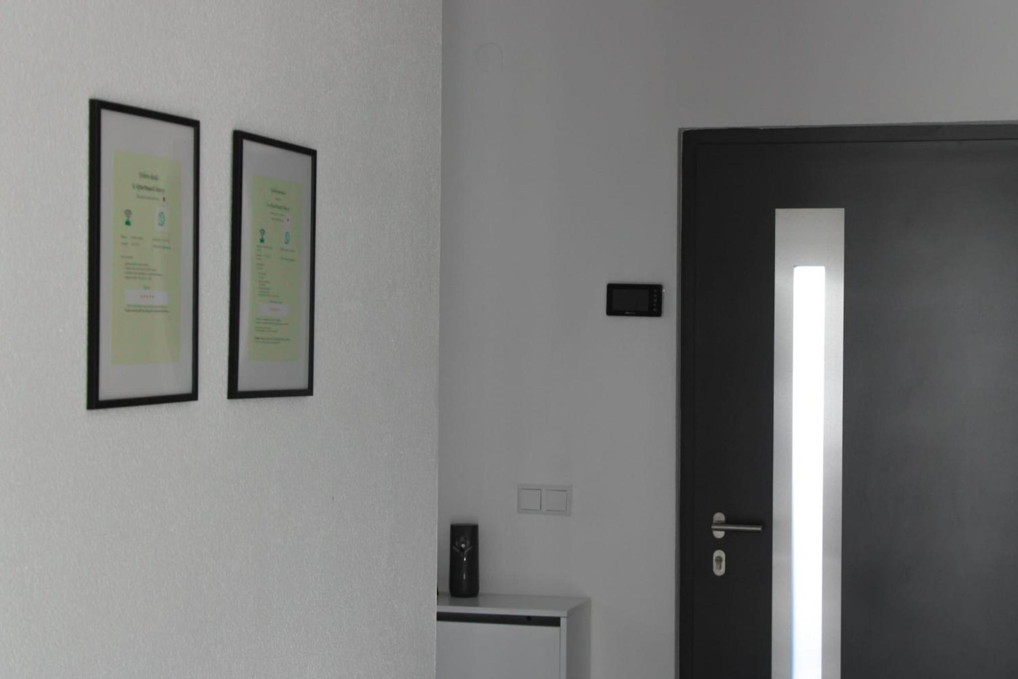 Apartment Merry Harmony Heights - Balcony & Free Garage & Parking