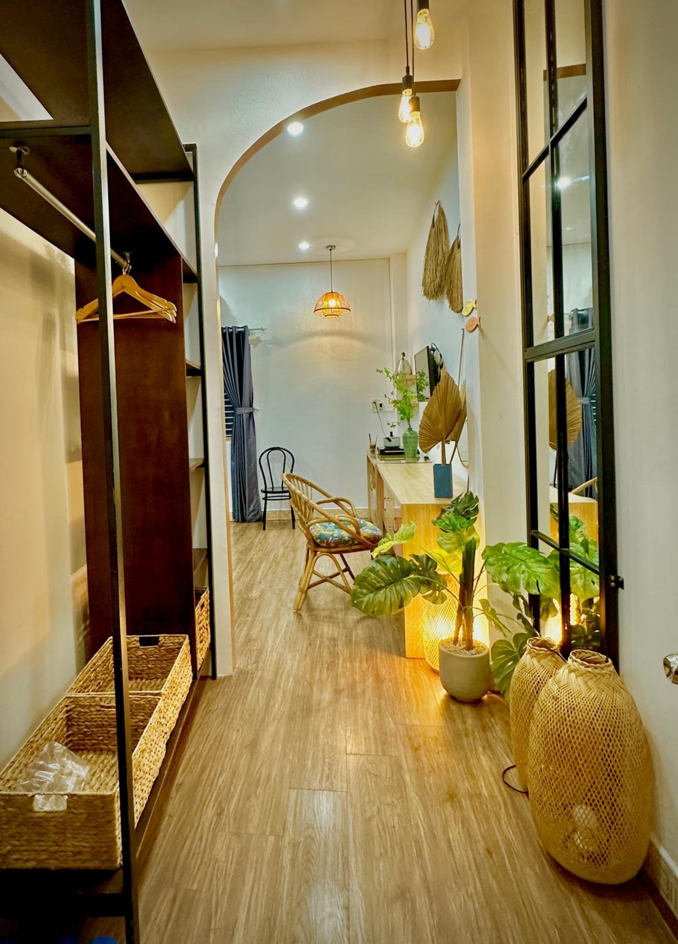 Photo 8