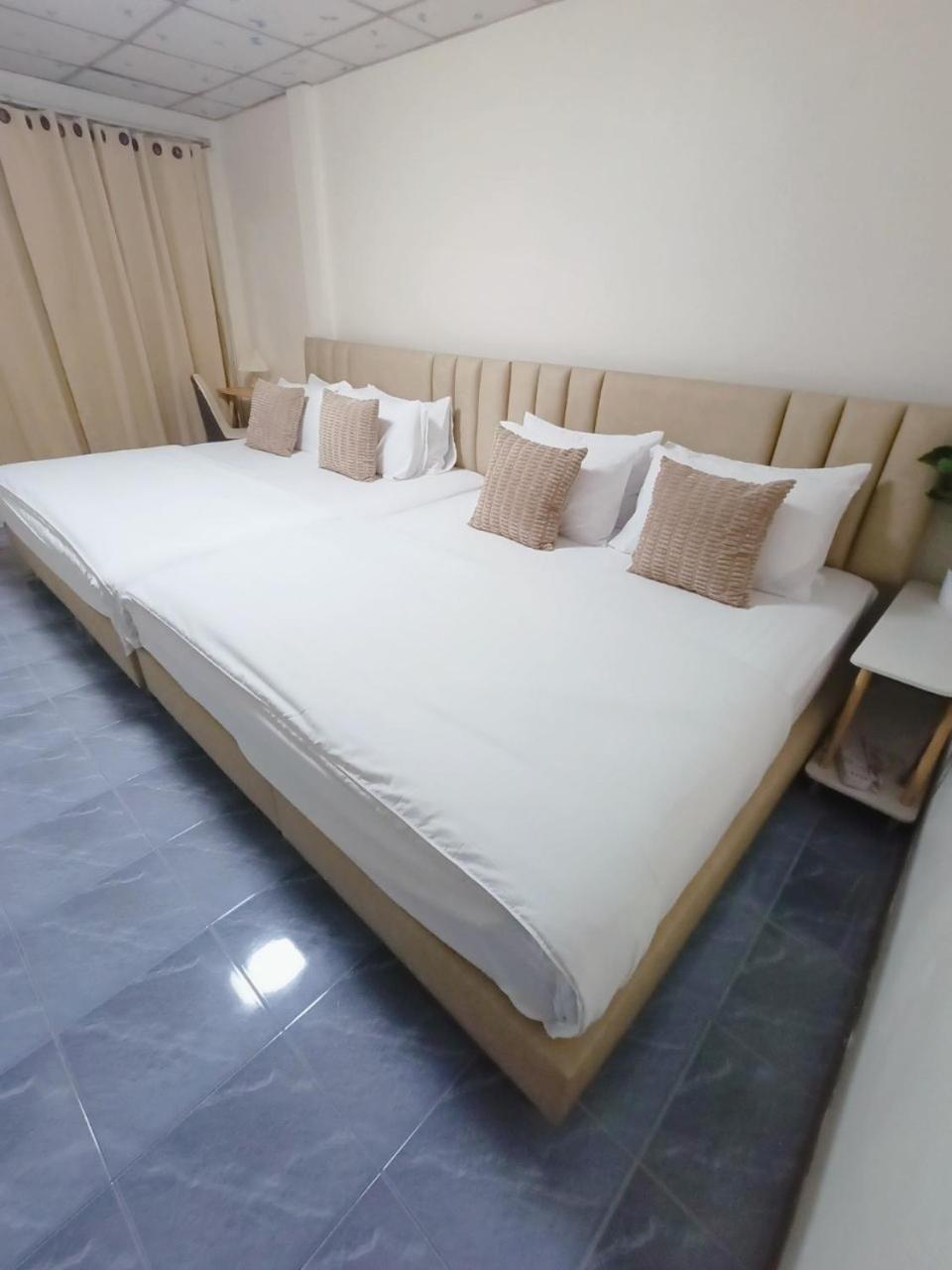 D72 Family House, 8PAX 3BR Hat Yai Middle Town