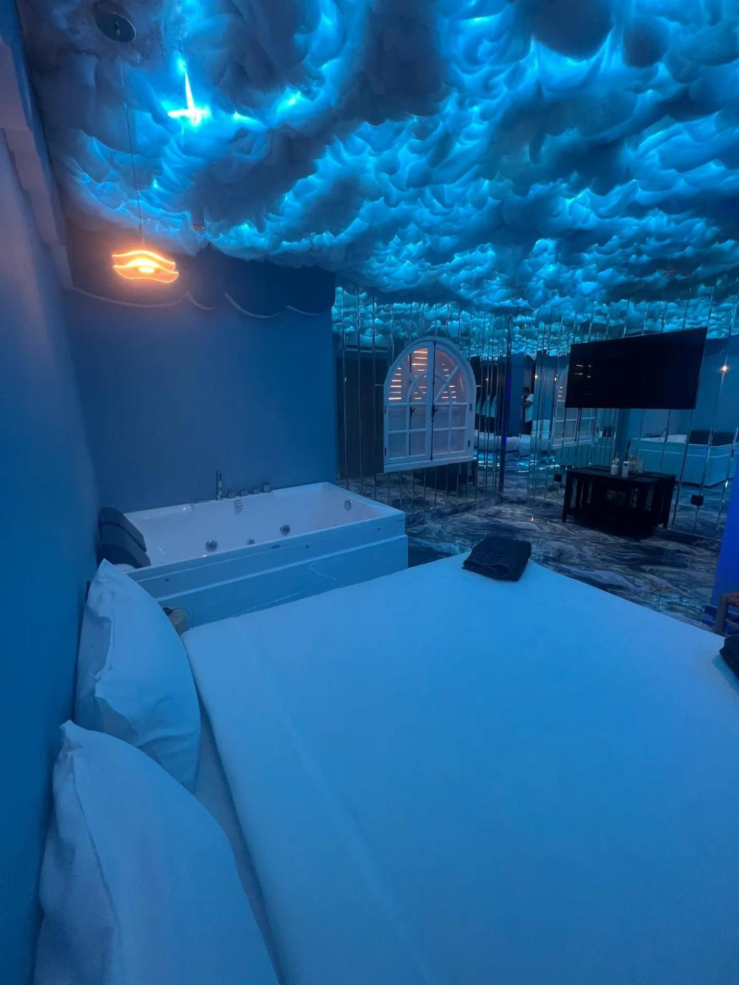 Tete dans les nuages ! Jacuzzi - Property Image 6