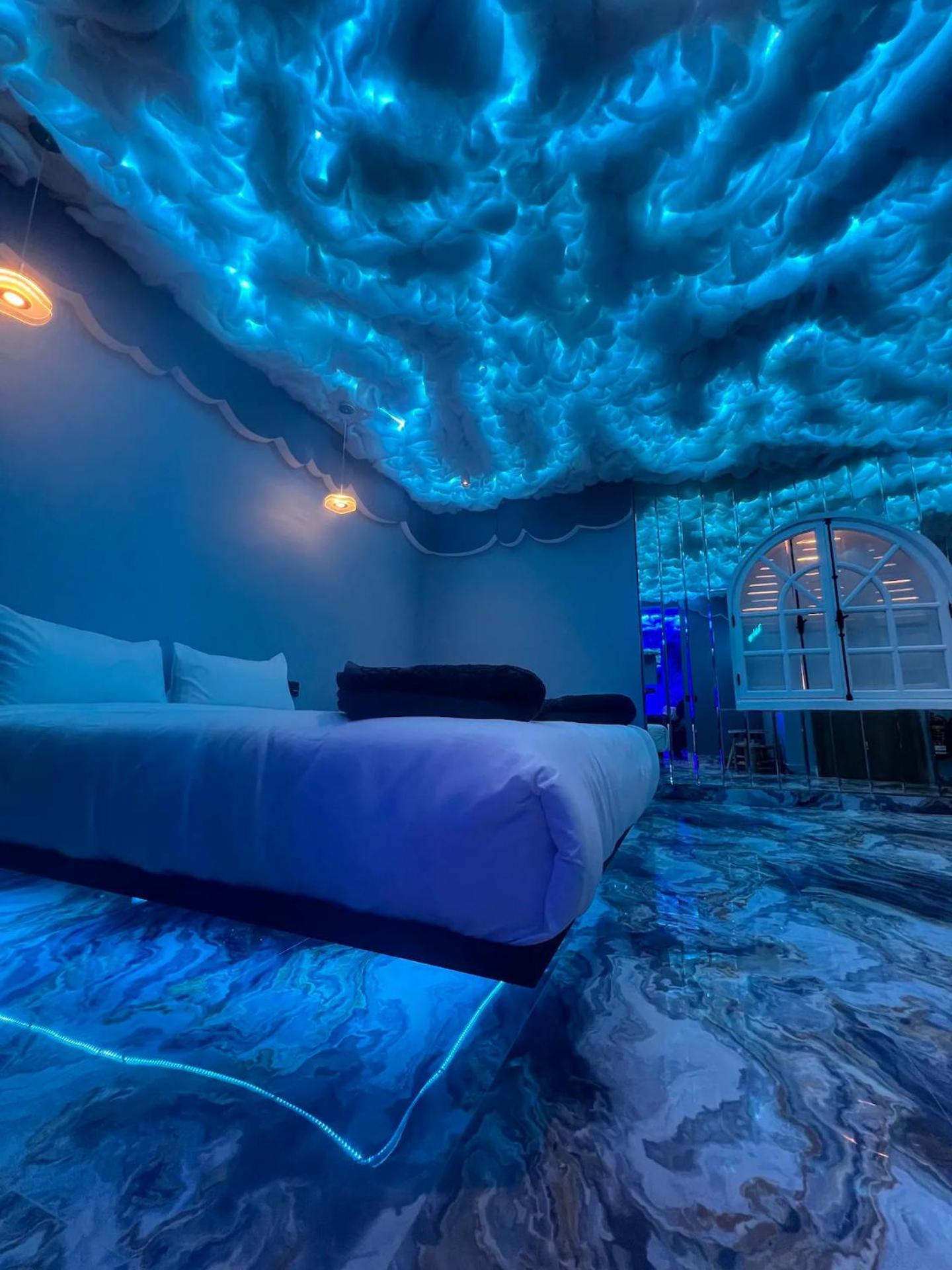 Miscellaneous Market Vacations - Tete dans les nuages ! Jacuzzi - Property Image 2