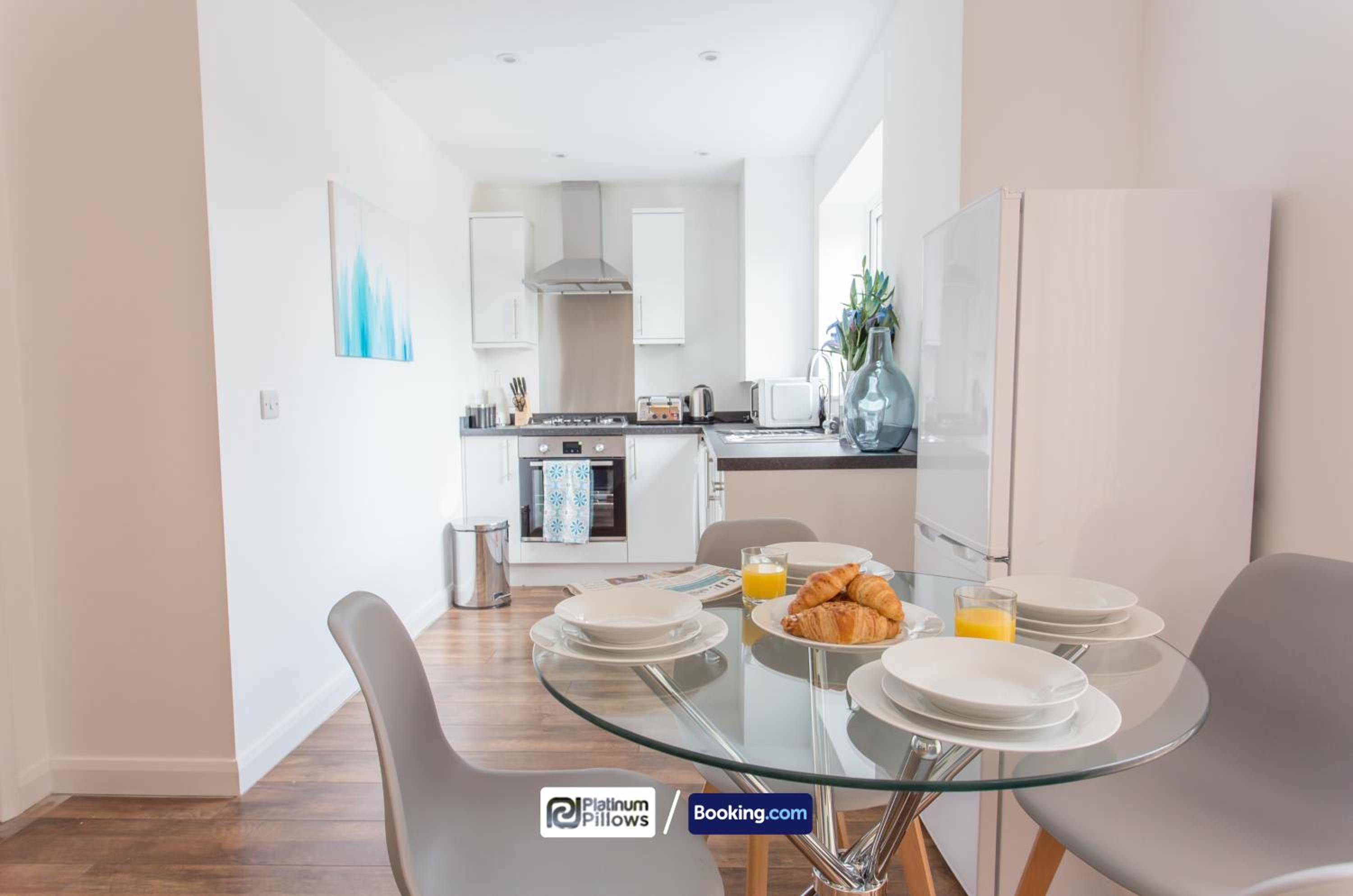Oxford Vacations - 1 2 Bedroom Rana Court Apartment Close to Hospitals Business Science Parks By Platinum Pillows Short Lets Serviced Accommodation Oxford - Property Image 10