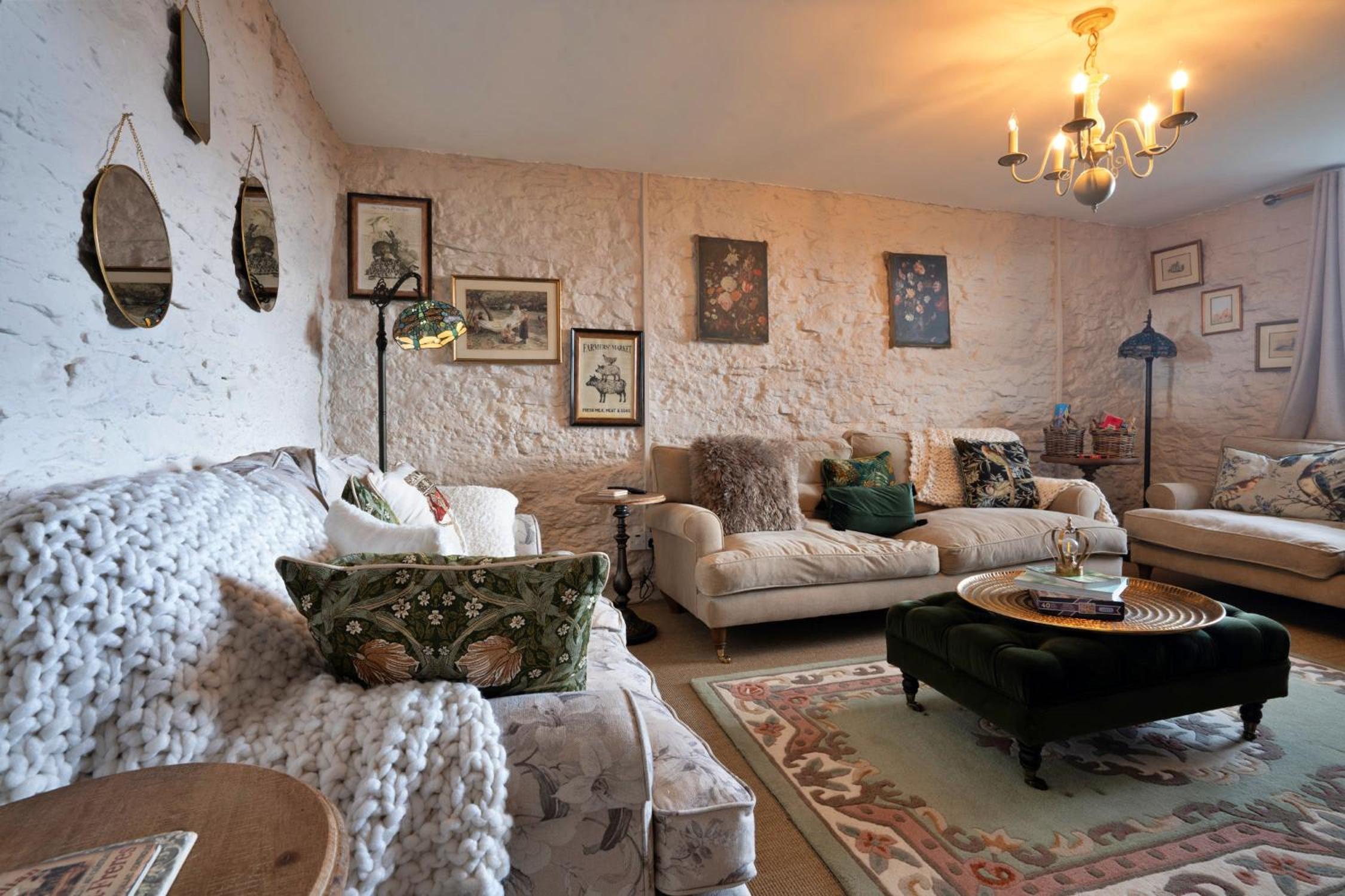 Finest Retreats - Blackclough Farmhouse at Blackclough Farm view 2