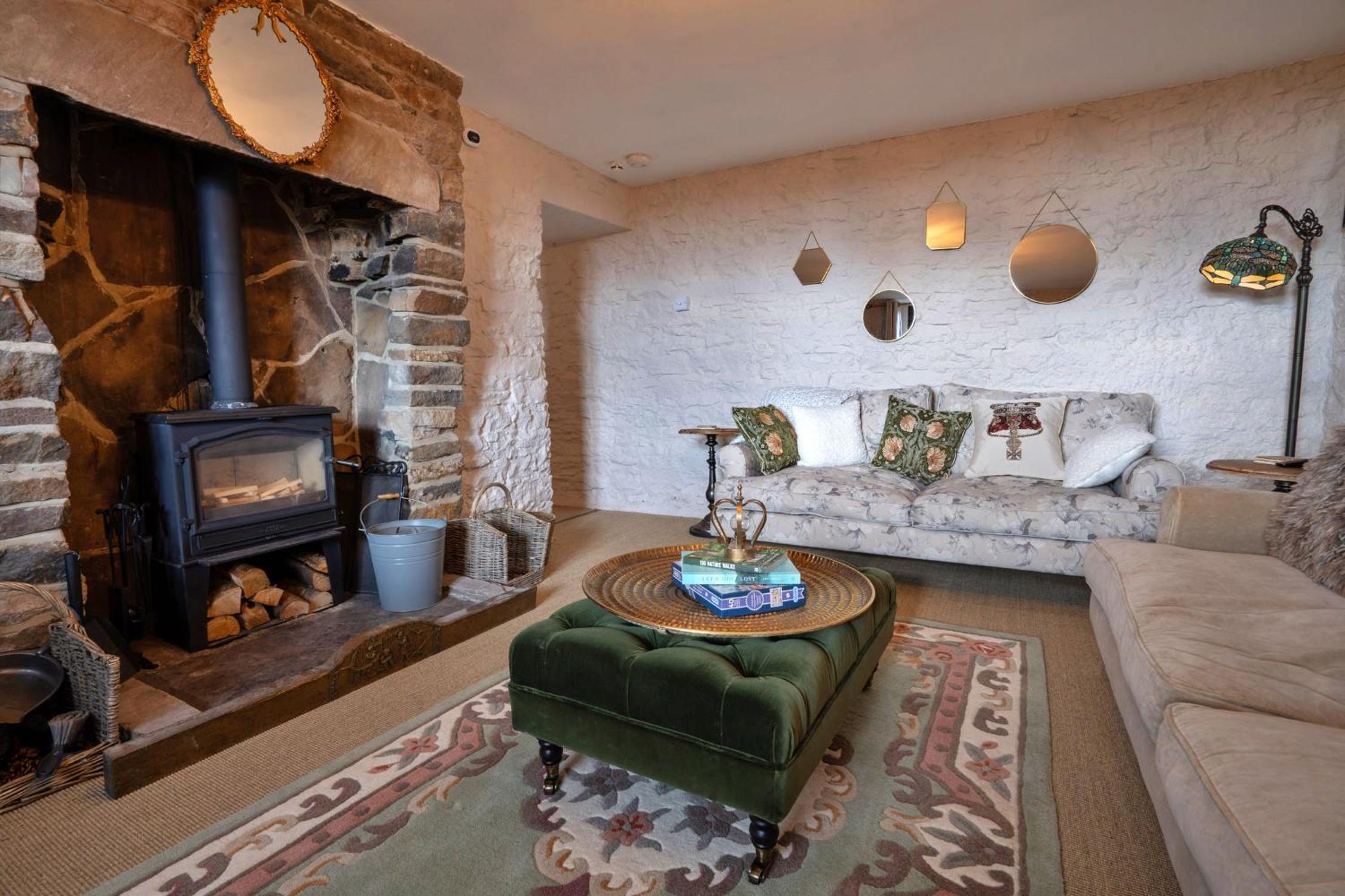 Finest Retreats - Blackclough Farmhouse at Blackclough Farm view 3