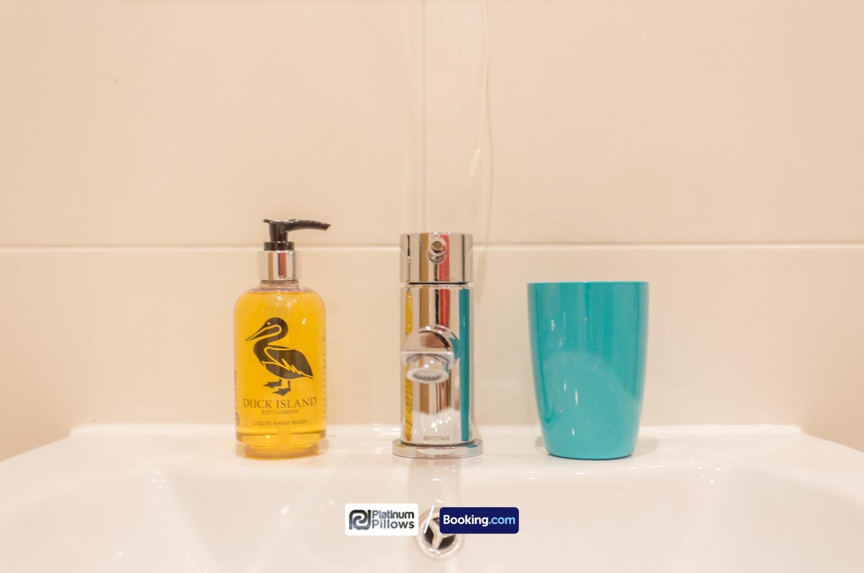 Oxford Vacations - 1 2 Bedroom Rana Court Apartment Close to Hospitals Business Science Parks By Platinum Pillows Short Lets Serviced Accommodation Oxford - Property Image 35
