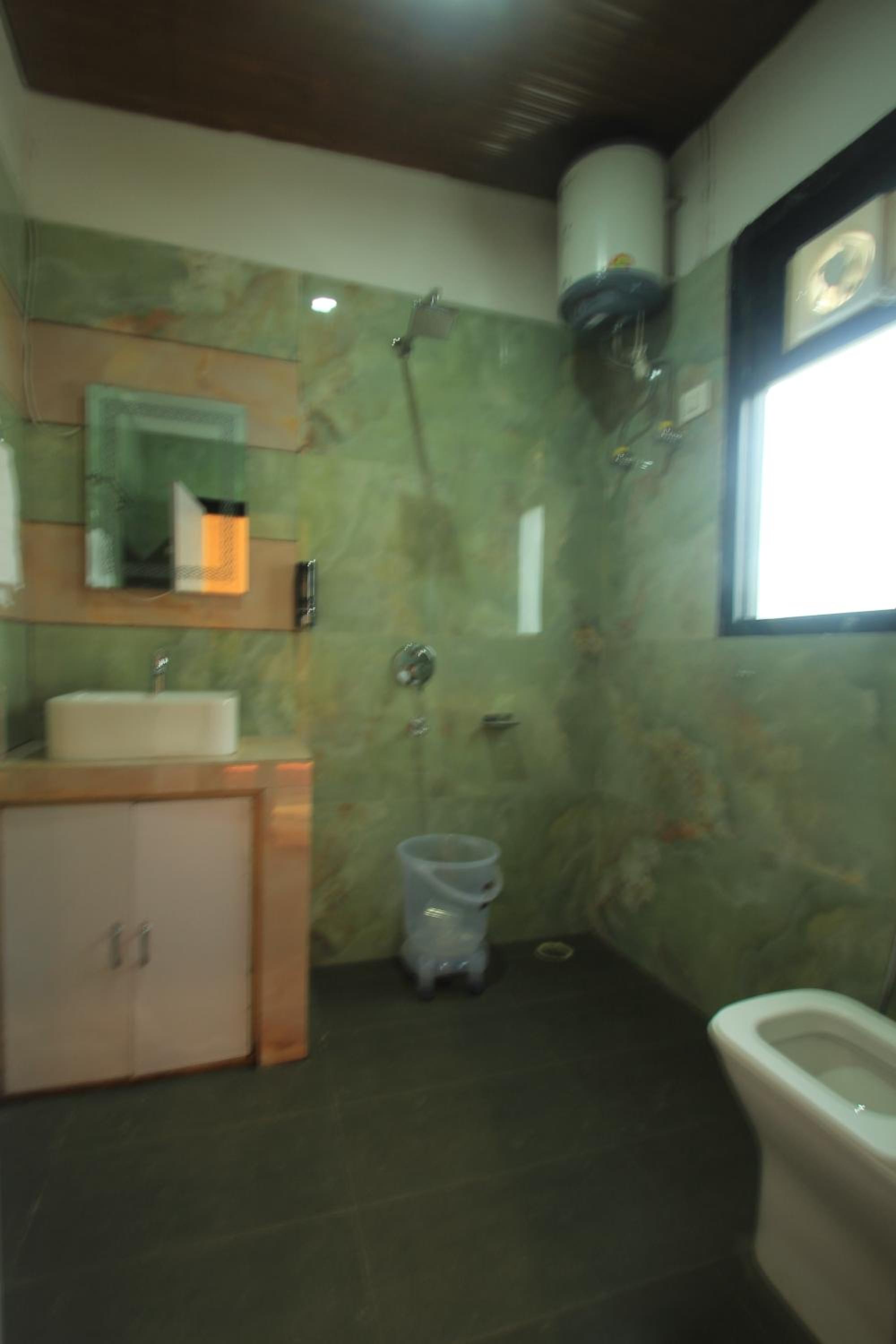 Photo 48