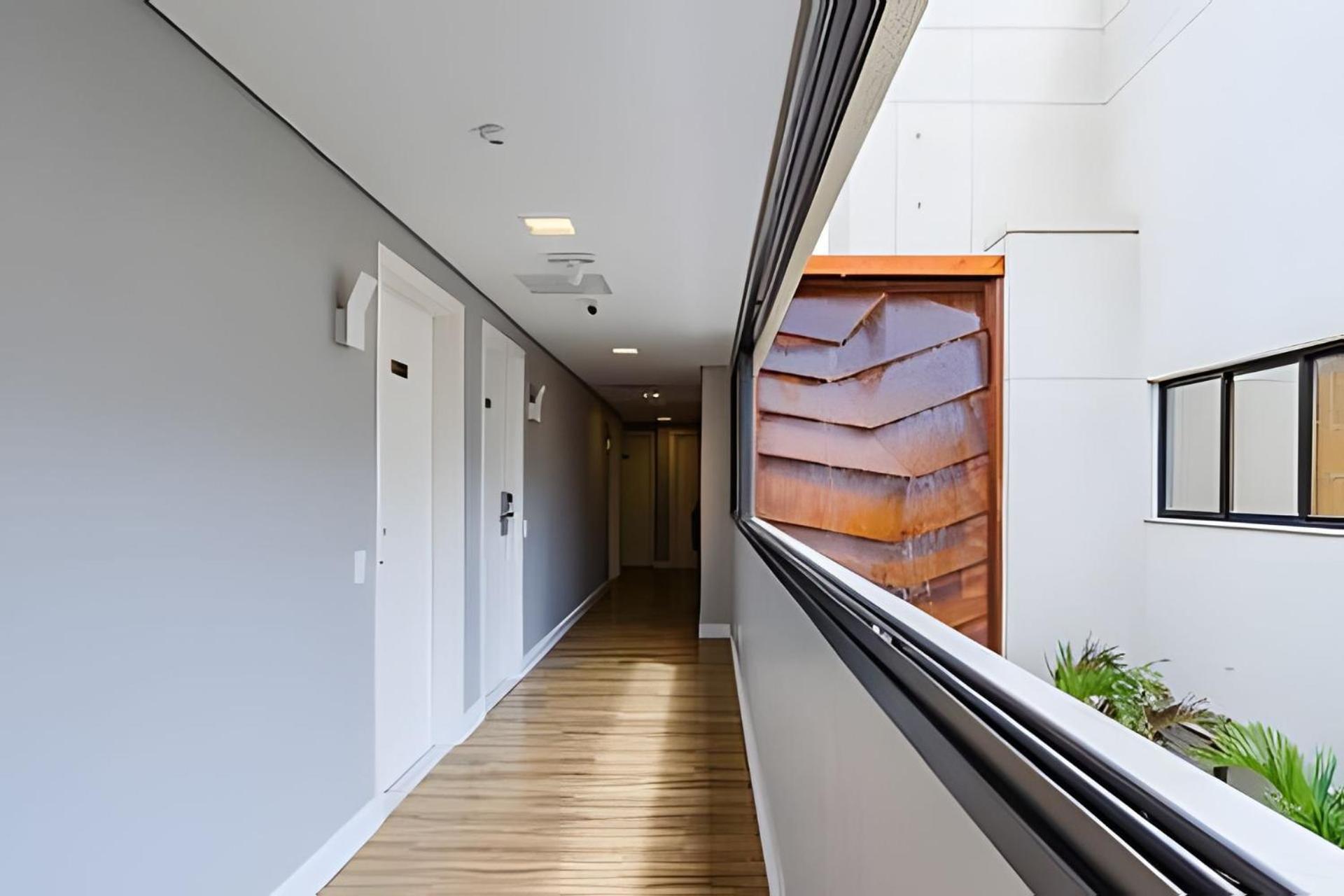Noroeste | Elegante e Moderno