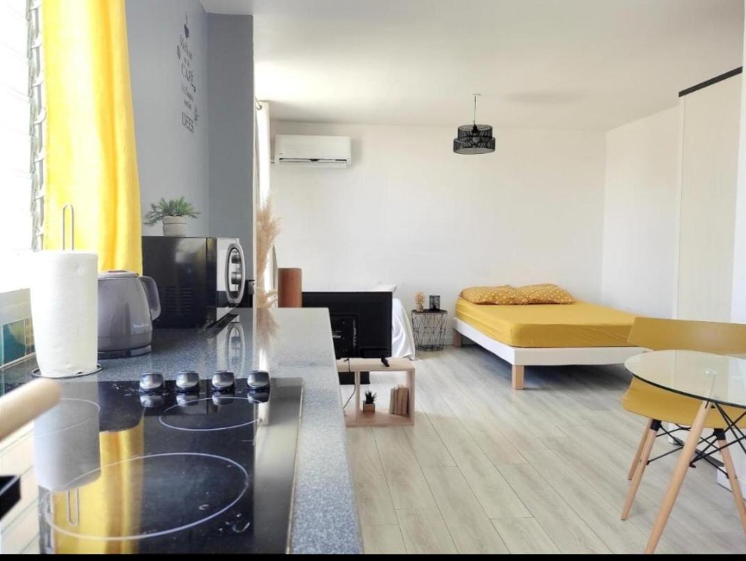 Studio lumineux Marina du Gosier view 5