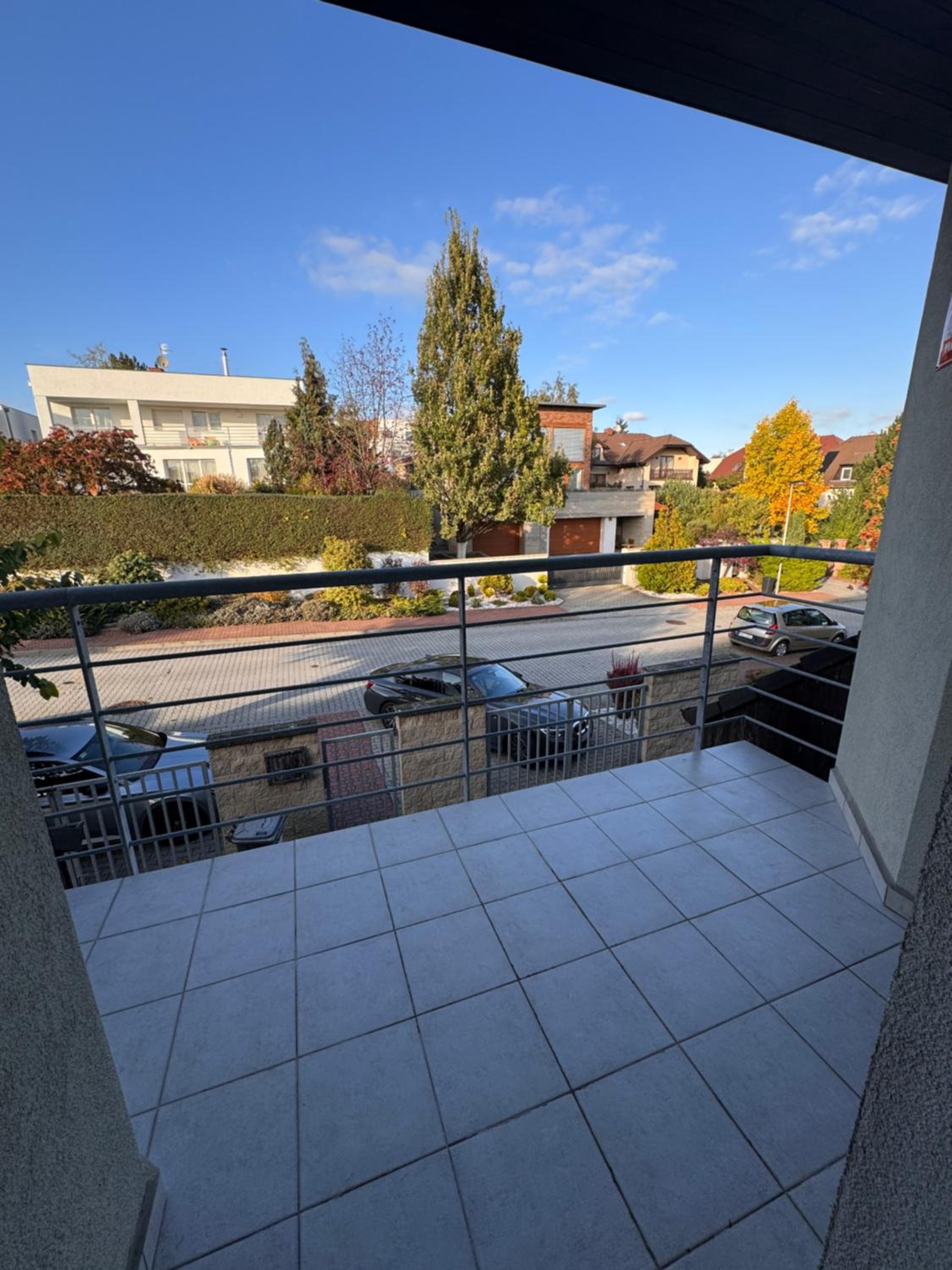 DiamondVilla, 4 bedroom Apartment, garden & spa