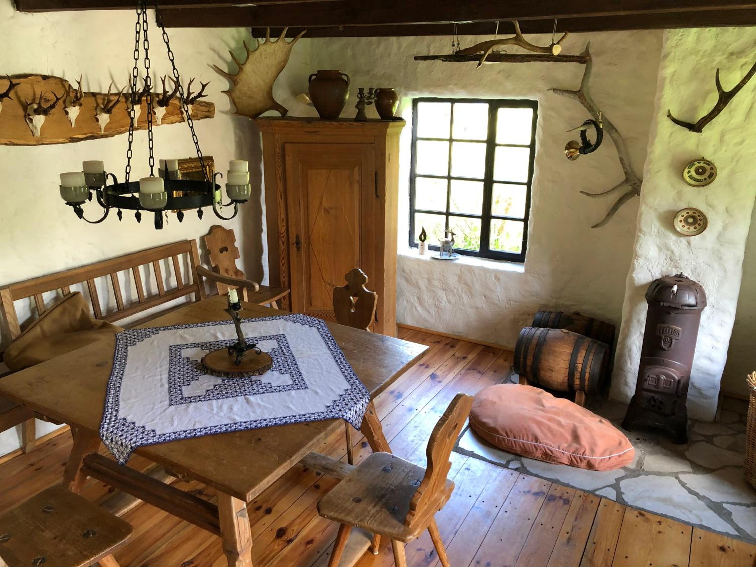 Casa-Philipp, mediterrane, lichtdurchflutete, stilvolle Ruhe-Oase, ebenerdig, mit Garten, Terrasse, Grill und Sauna im Naturparadies Fränkische Schweiz