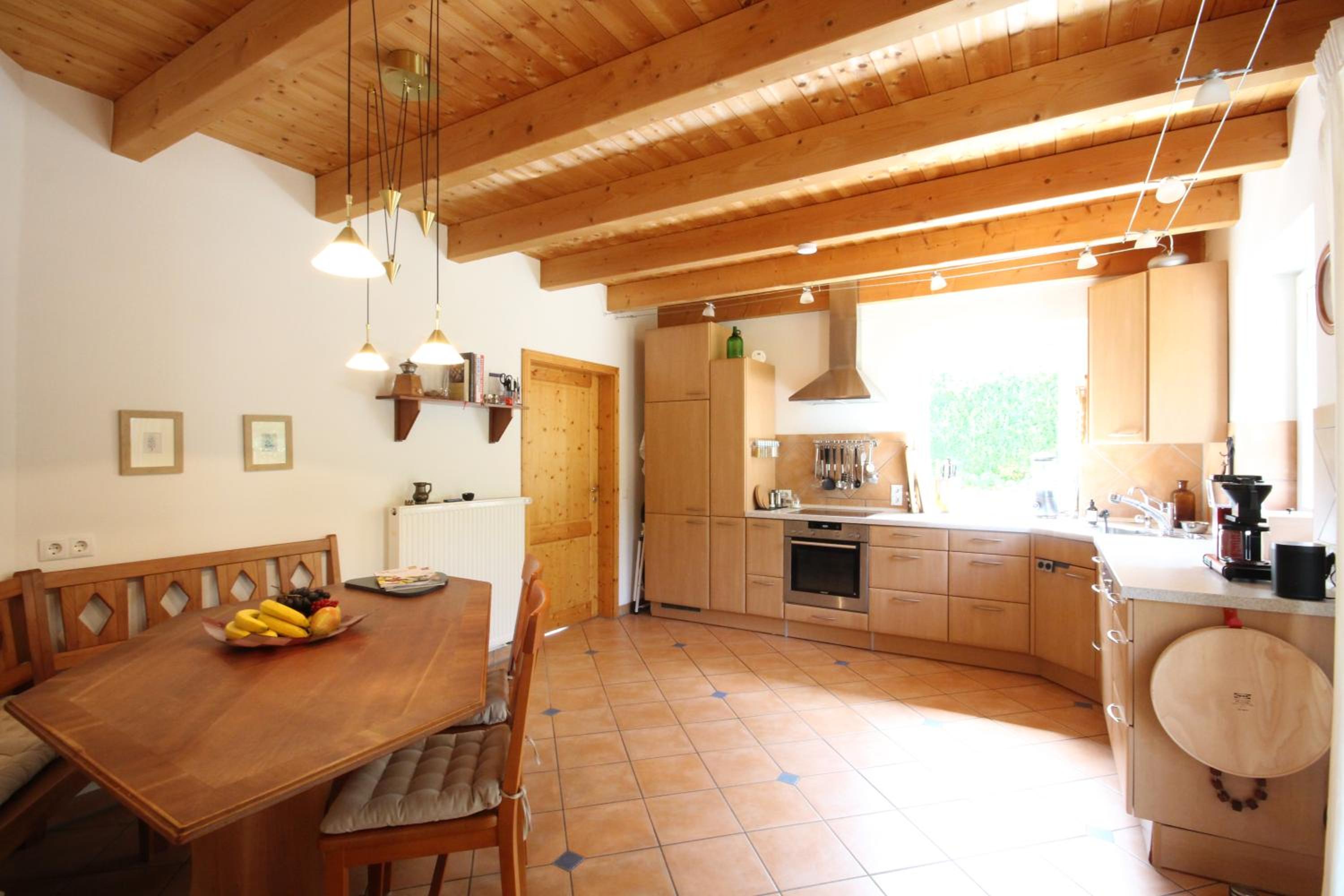 Casa-Philipp, mediterrane, lichtdurchflutete, stilvolle Ruhe-Oase, ebenerdig, mit Garten, Terrasse, Grill und Sauna im Naturparadies Fränkische Schweiz