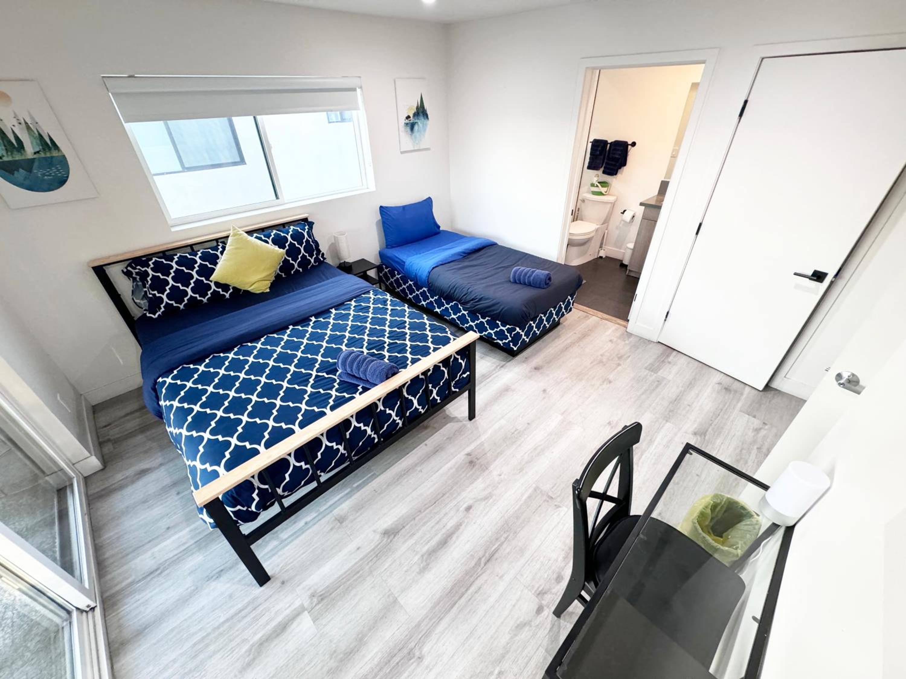 Stylish 3 BR/3BR family house