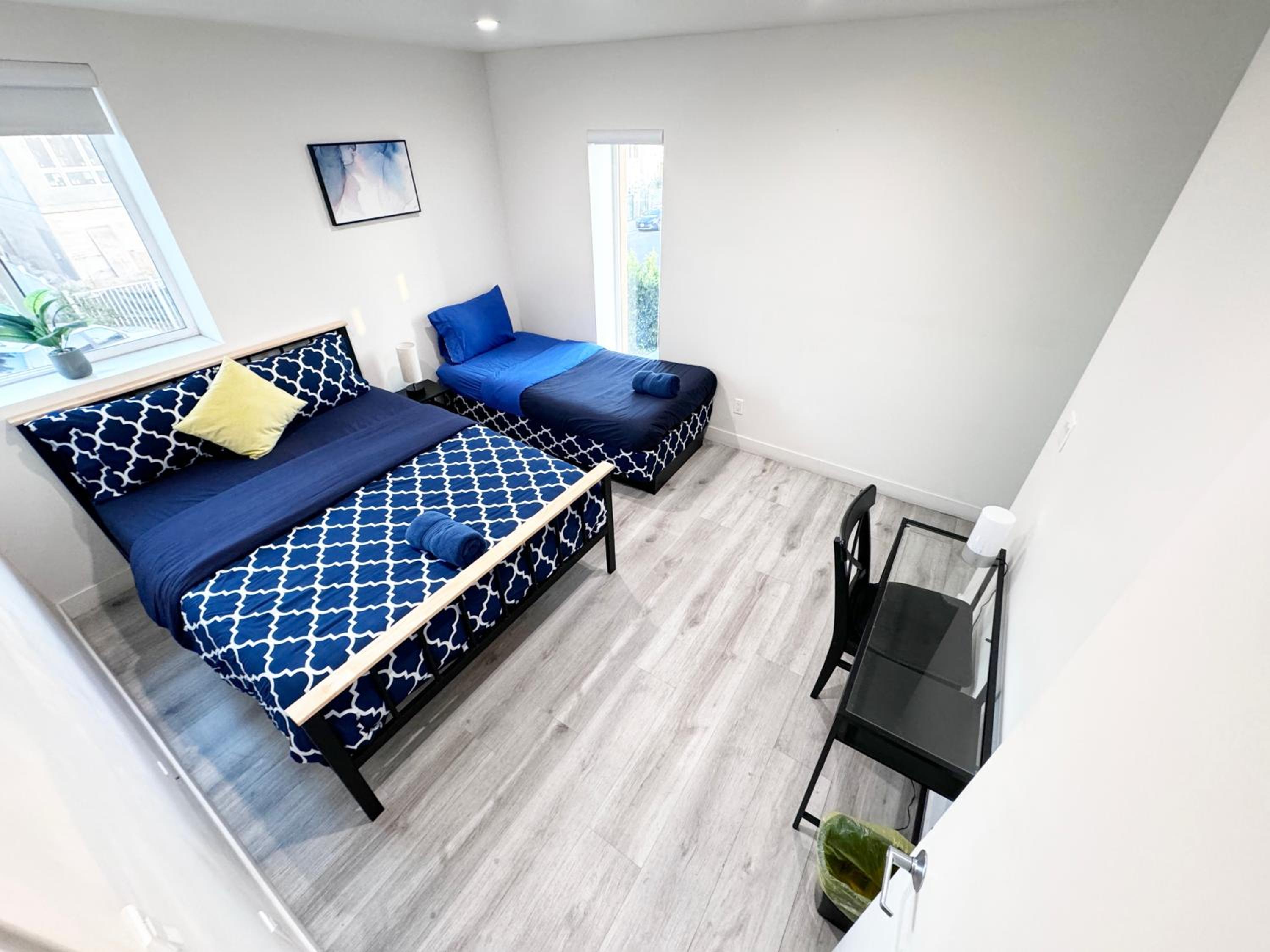 Stylish 3 BR/3BR family house