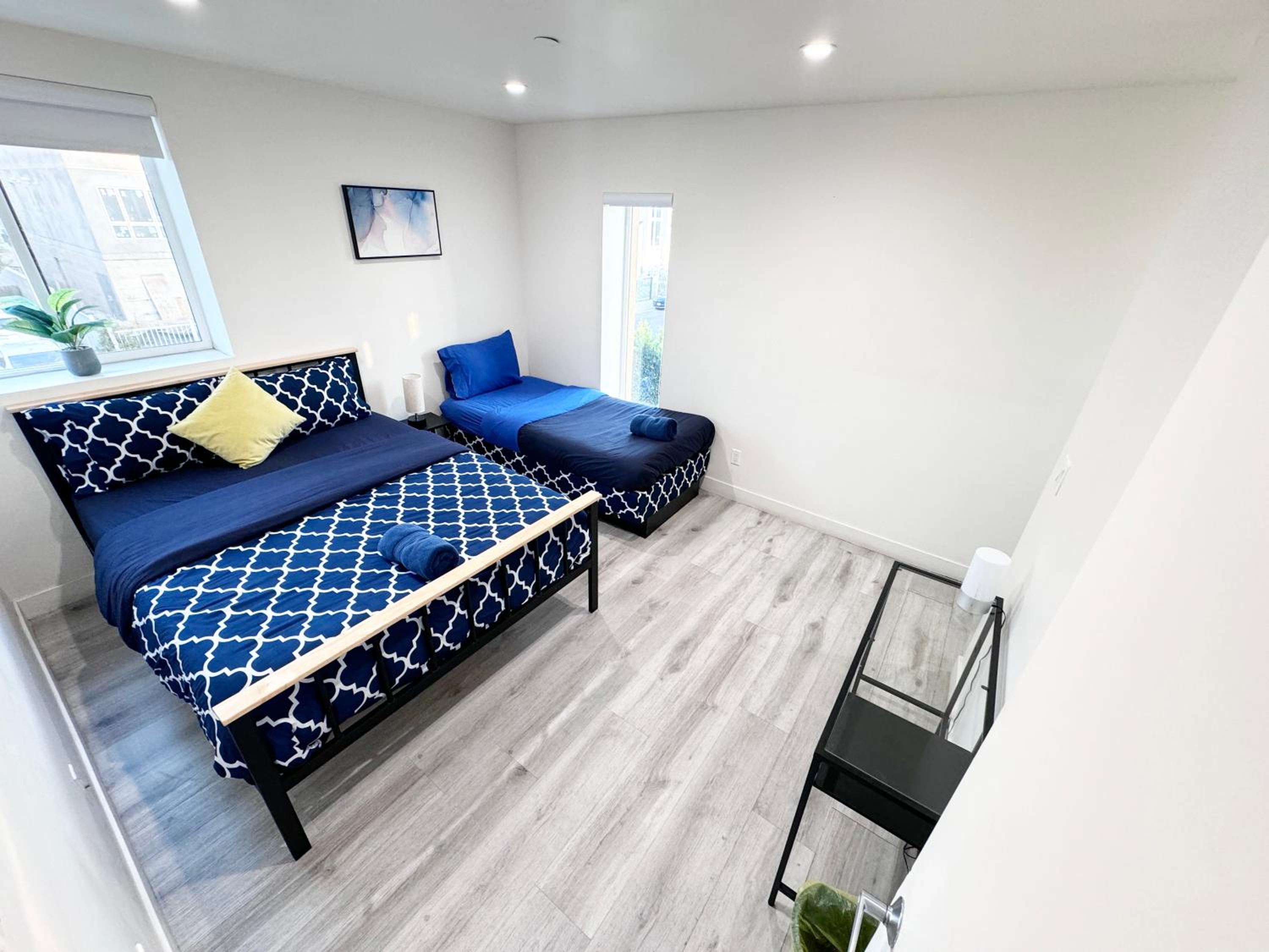 Stylish 3 BR/3BR family house