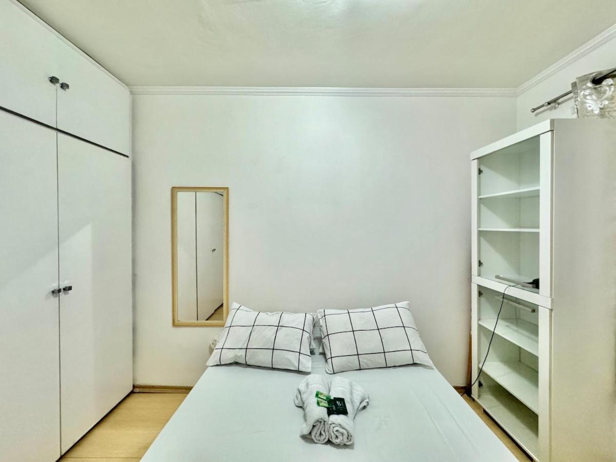 FLAT Completo perto Av Paulista, 1 Vaga