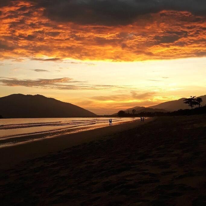 Casa em condomínio vista para o MAR