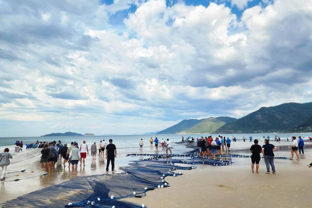 Sossego e pé na areia no Sul da Ilha