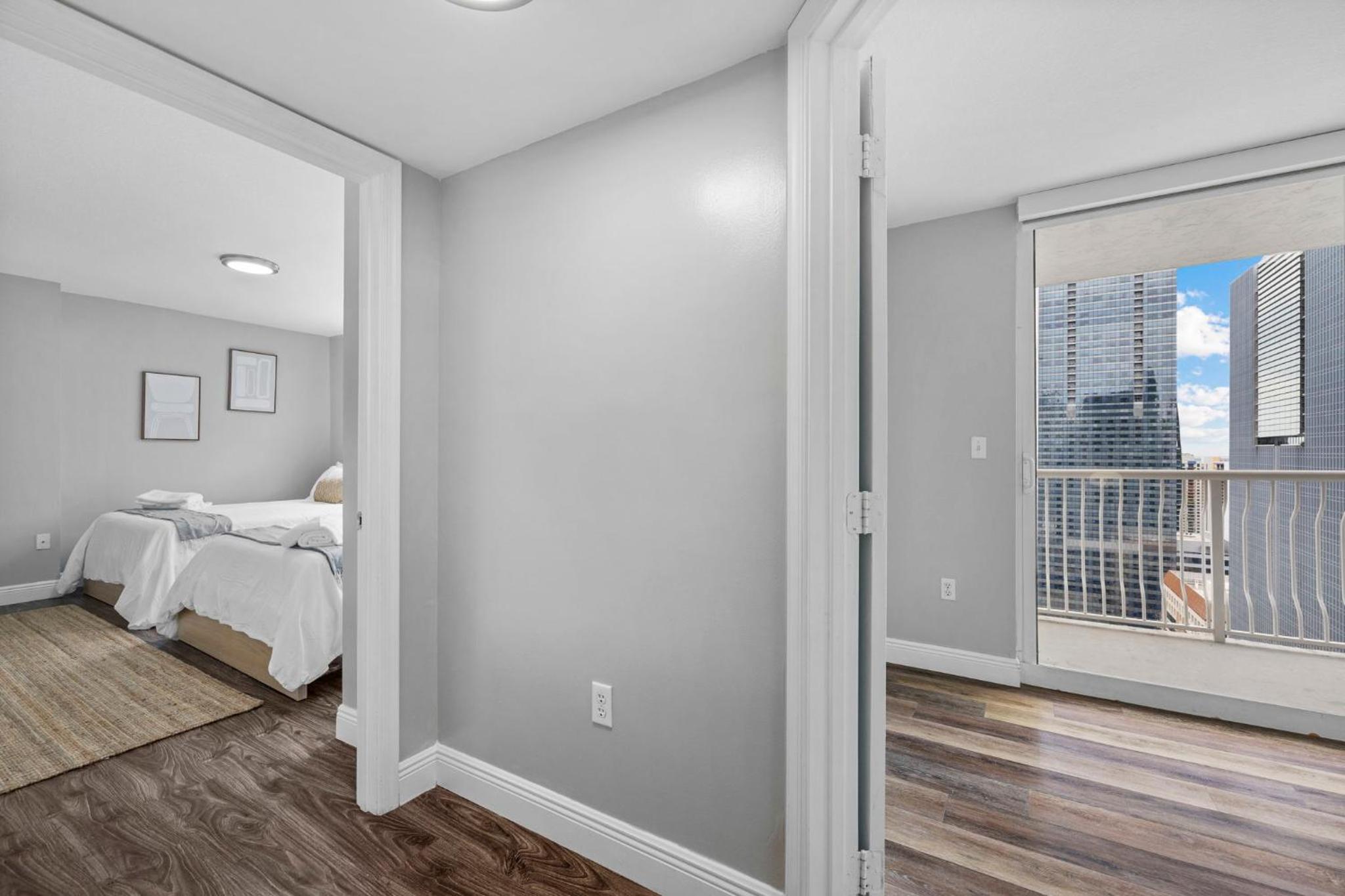 Breathtaking Views & Prime Location in Brickell