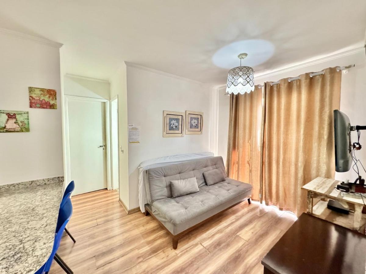 FLAT Completo perto Av Paulista, 1 Vaga