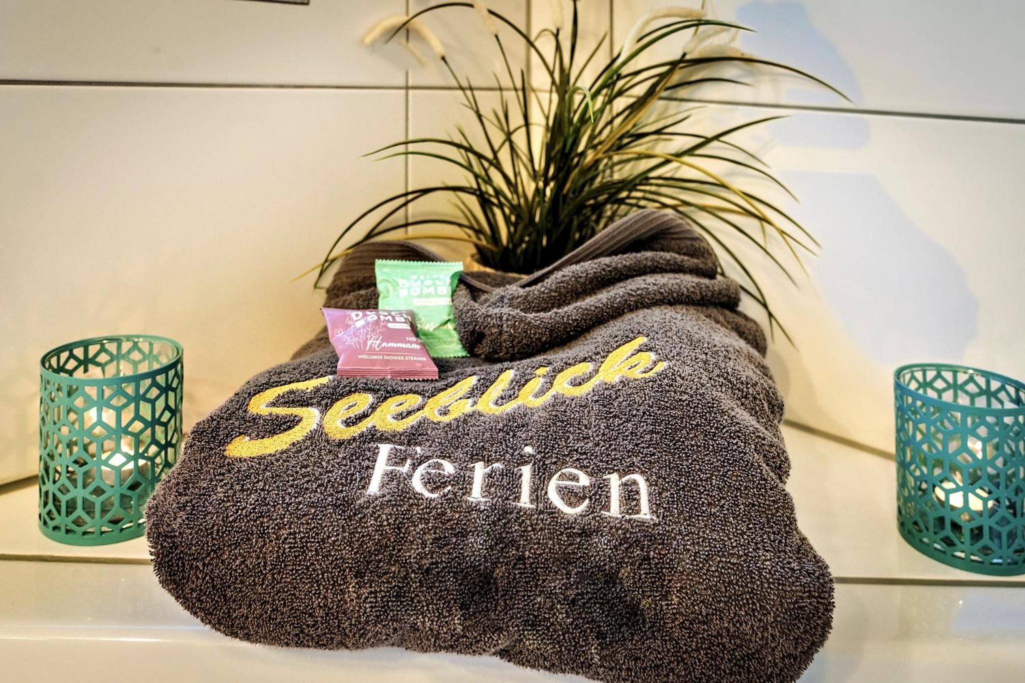 Ferienhaus Am MEER by Seeblick Ferien ORO, direkte Wasserlage,Sauna,Kamin