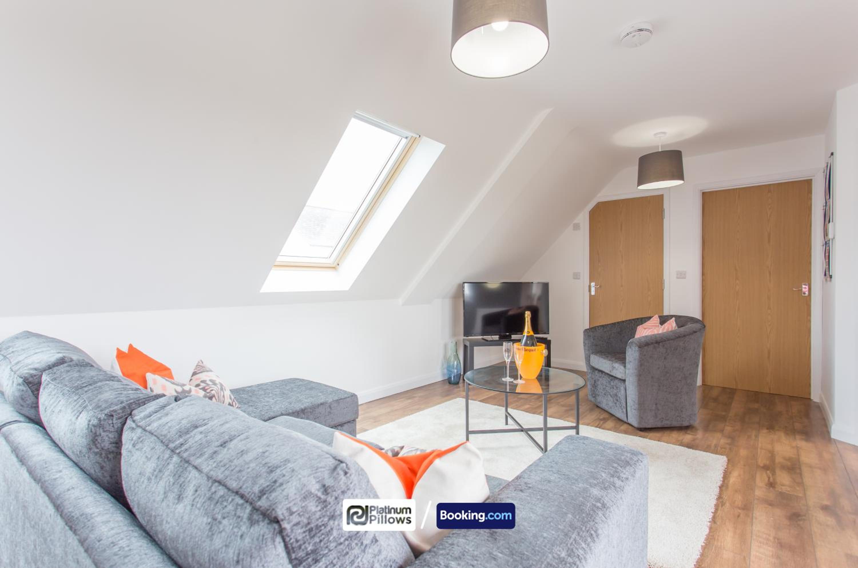 Oxford Vacations - 1 2 Bedroom Rana Court Apartment Close to Hospitals Business Science Parks By Platinum Pillows Short Lets Serviced Accommodation Oxford - Property Image 201