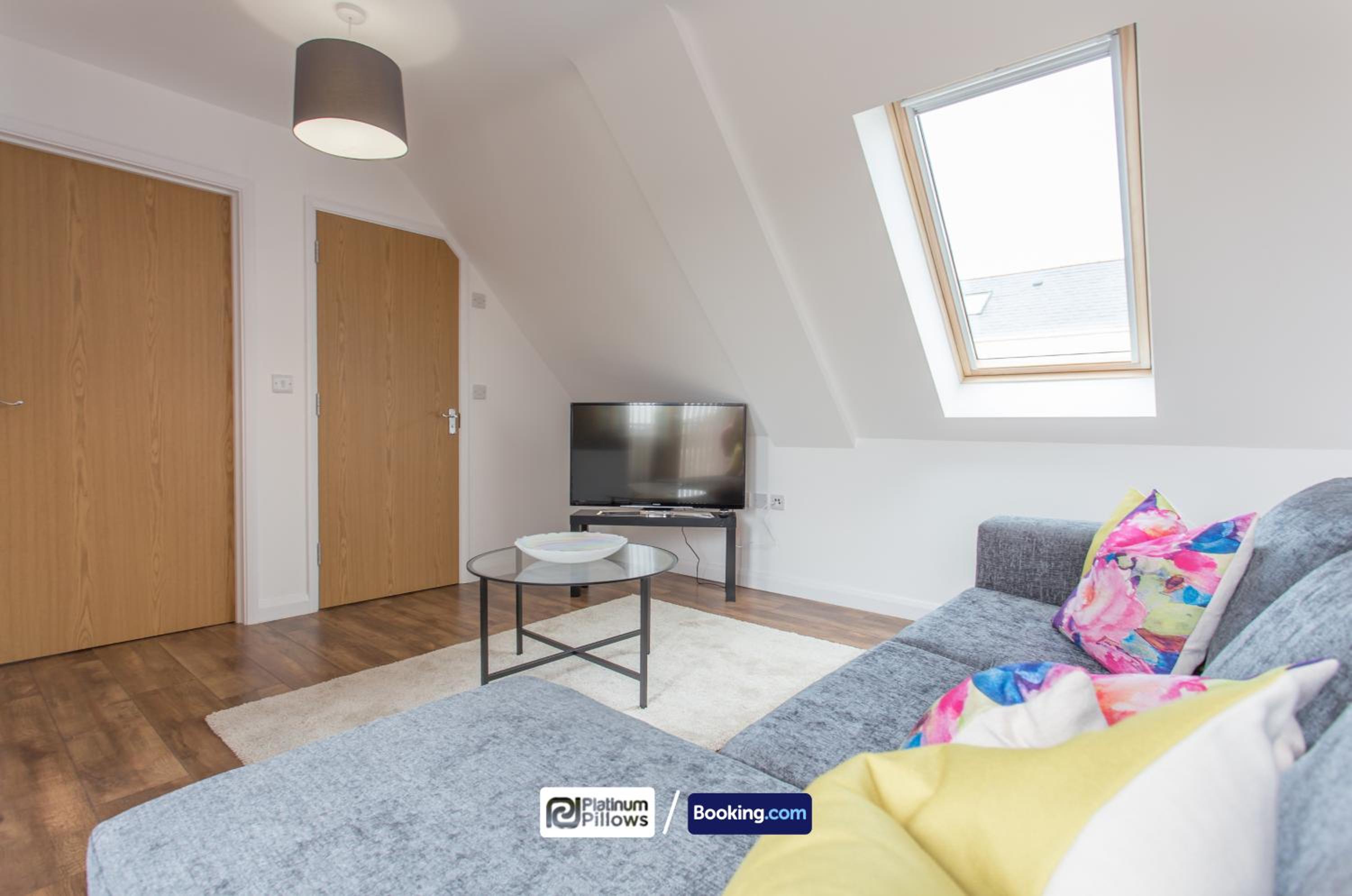 Oxford Vacations - 1 2 Bedroom Rana Court Apartment Close to Hospitals Business Science Parks By Platinum Pillows Short Lets Serviced Accommodation Oxford - Property Image 219