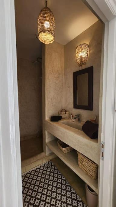 Dar Sultan Riad rénové coeur médina et proche plage