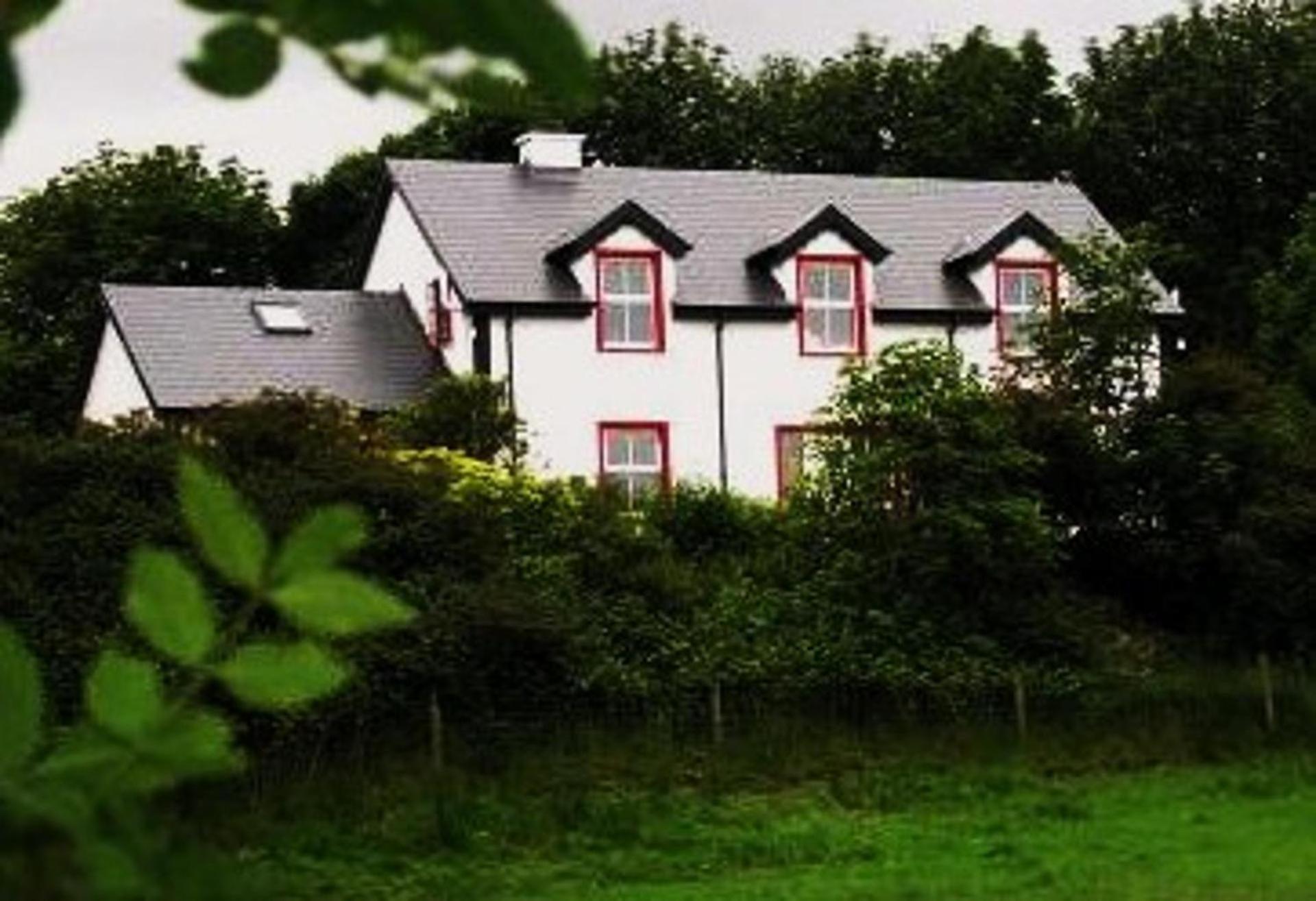 Letterkenny Vacations - Large house on the Wild Atlantic Way Donegal - Property Image 2