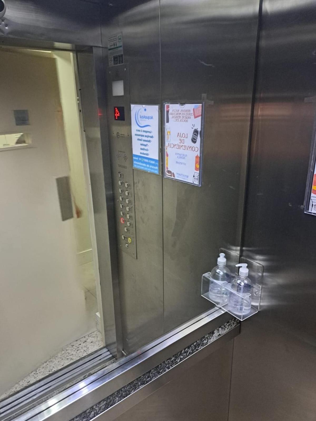 FLAT Completo perto Av Paulista, 1 Vaga