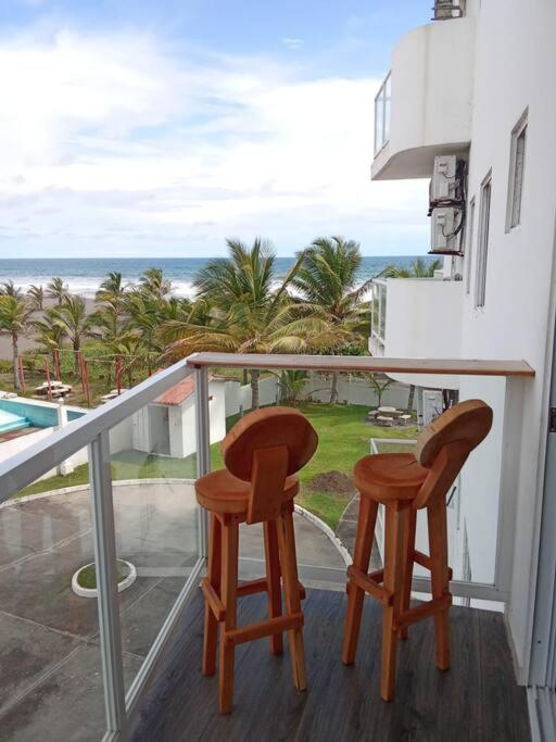 Beachfront Condo at Barqueta