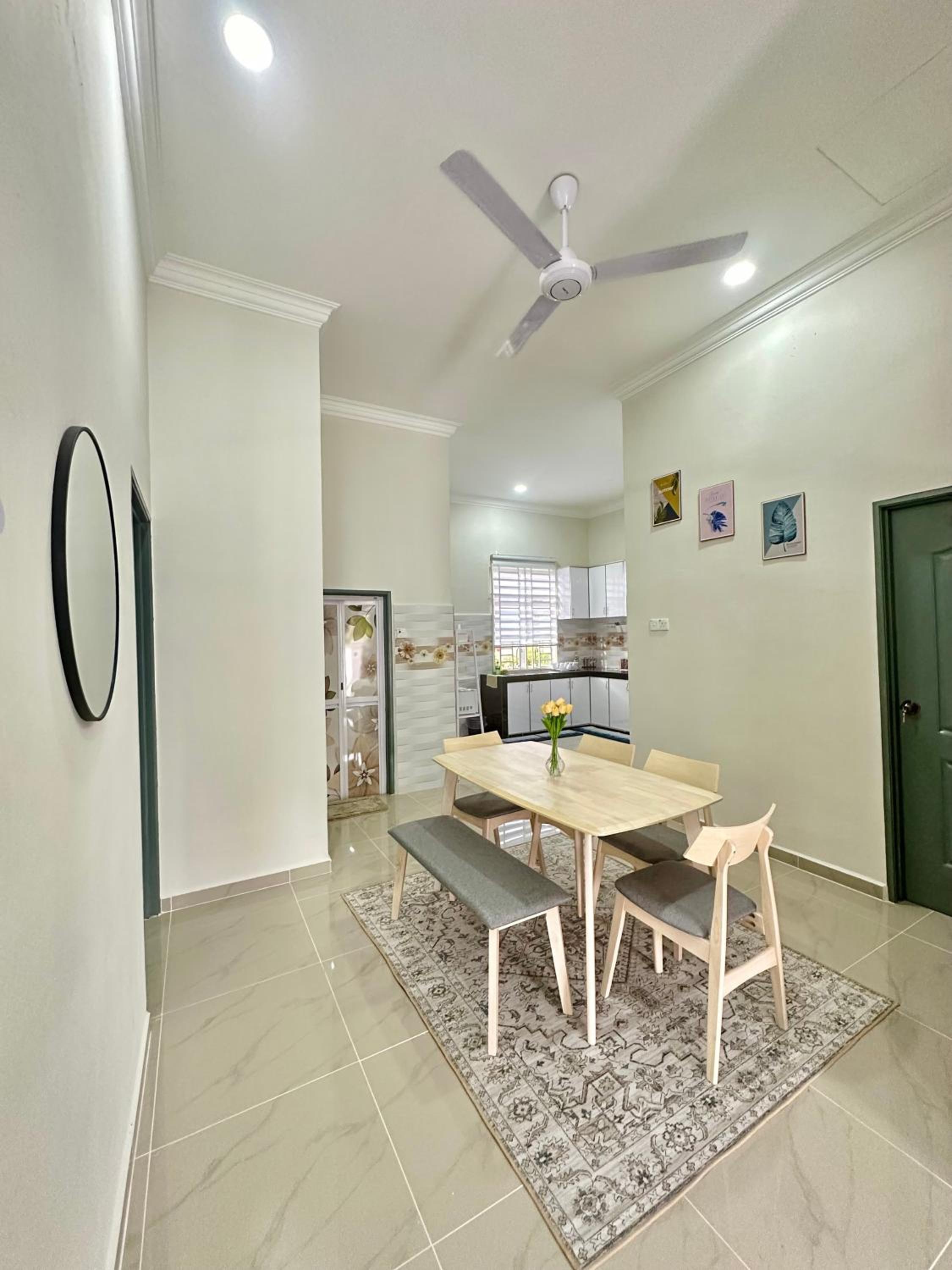 Izyan Homestay