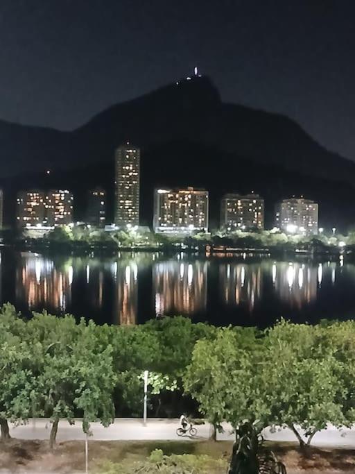 Apart-Hotel Vista Frontal em Ipanema