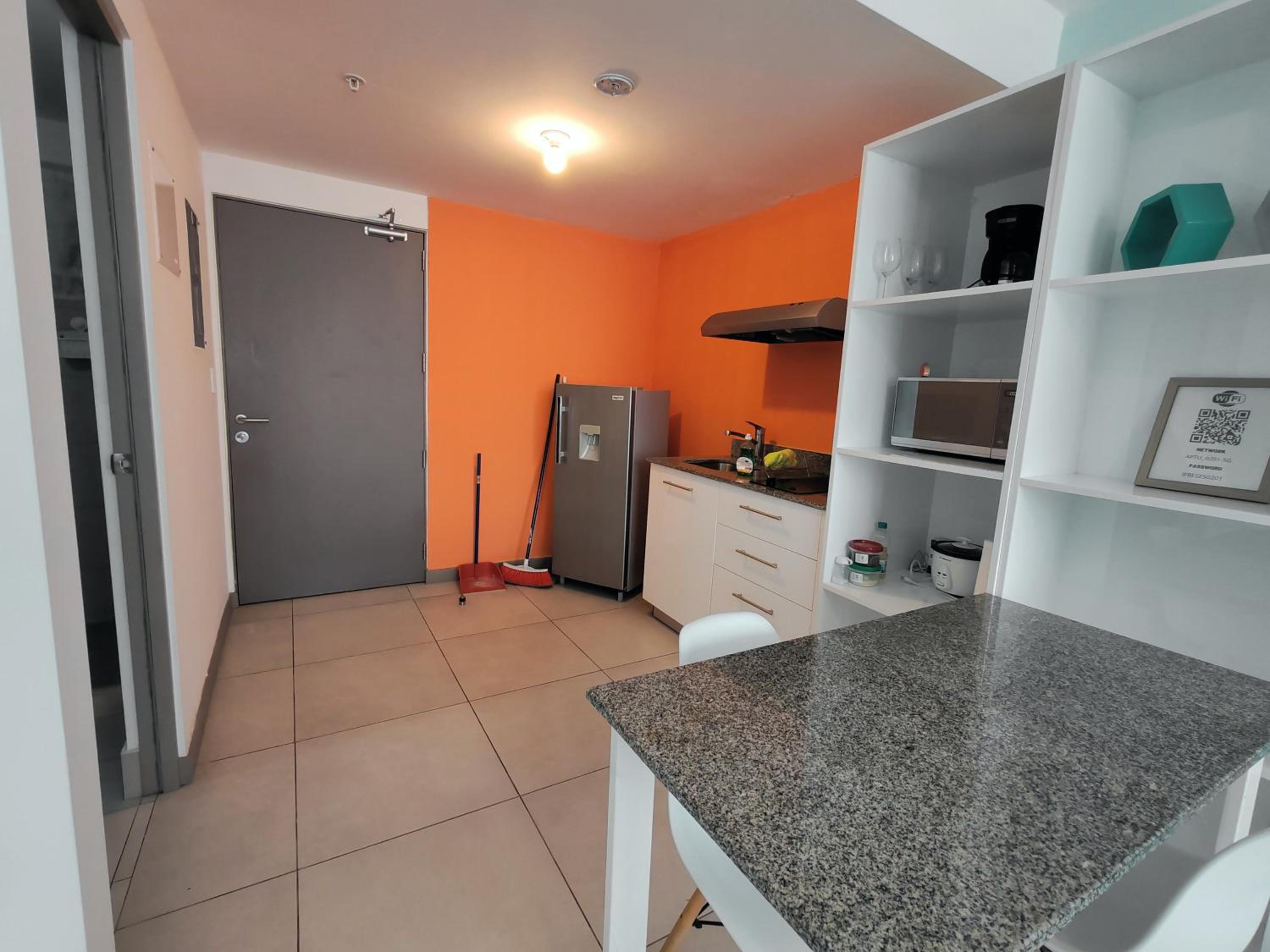 0201 iFreses Hermoso Apartamento Full Equipado SIN PARQUEO