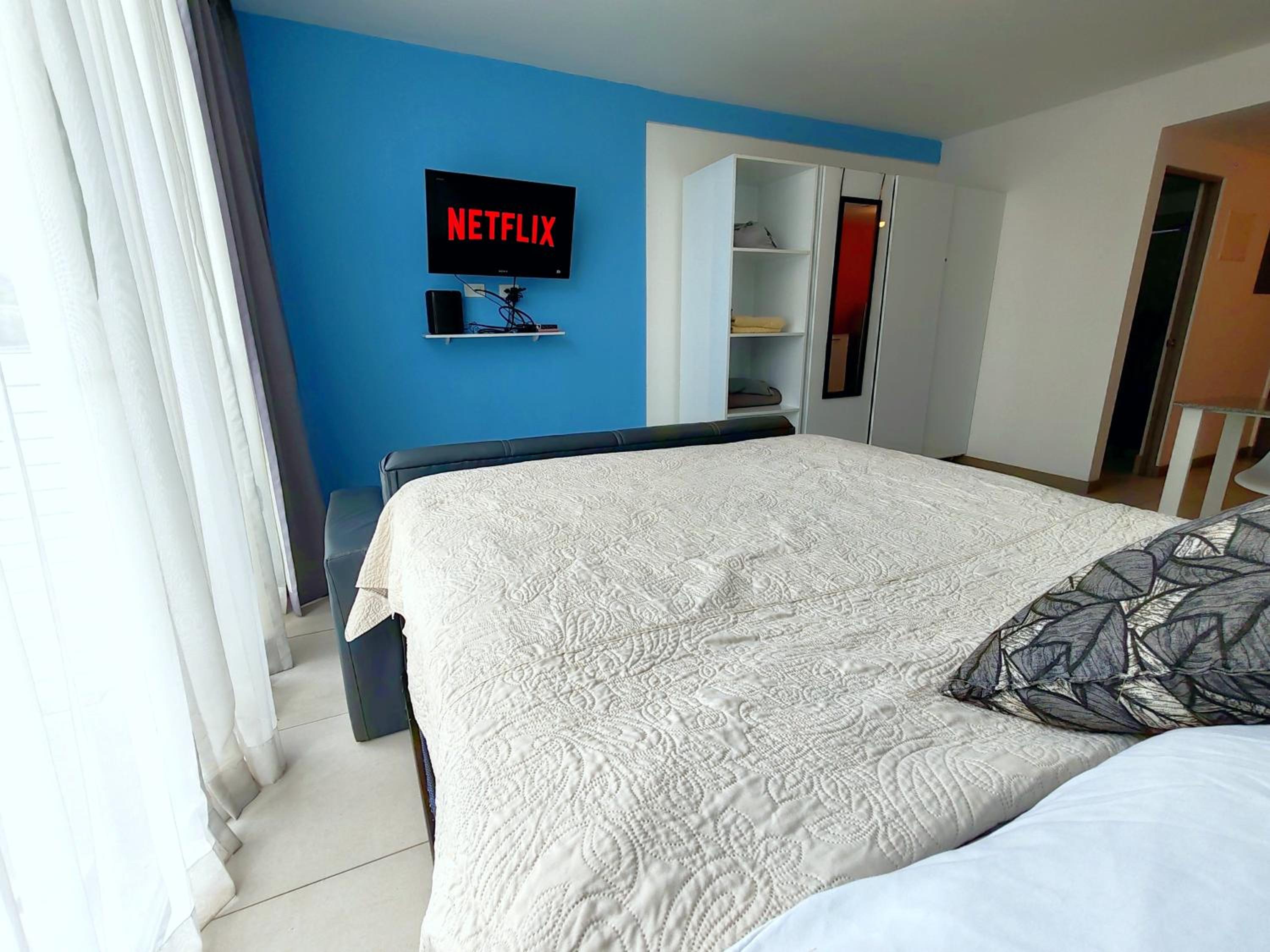 0201 iFreses Hermoso Apartamento Full Equipado SIN PARQUEO