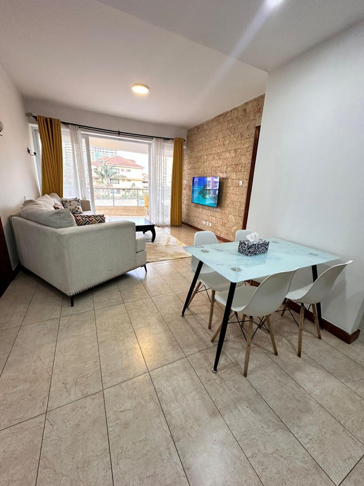 Imagine Luxury 2bedroom kilimani view 3