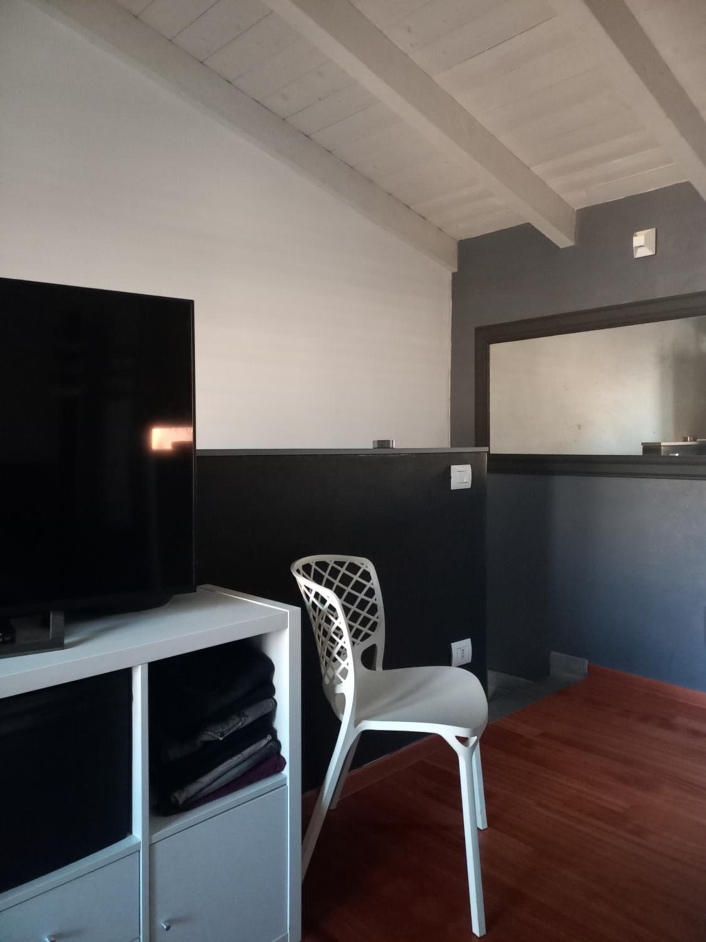 Firenze Appartamento in attico, con posto auto privato