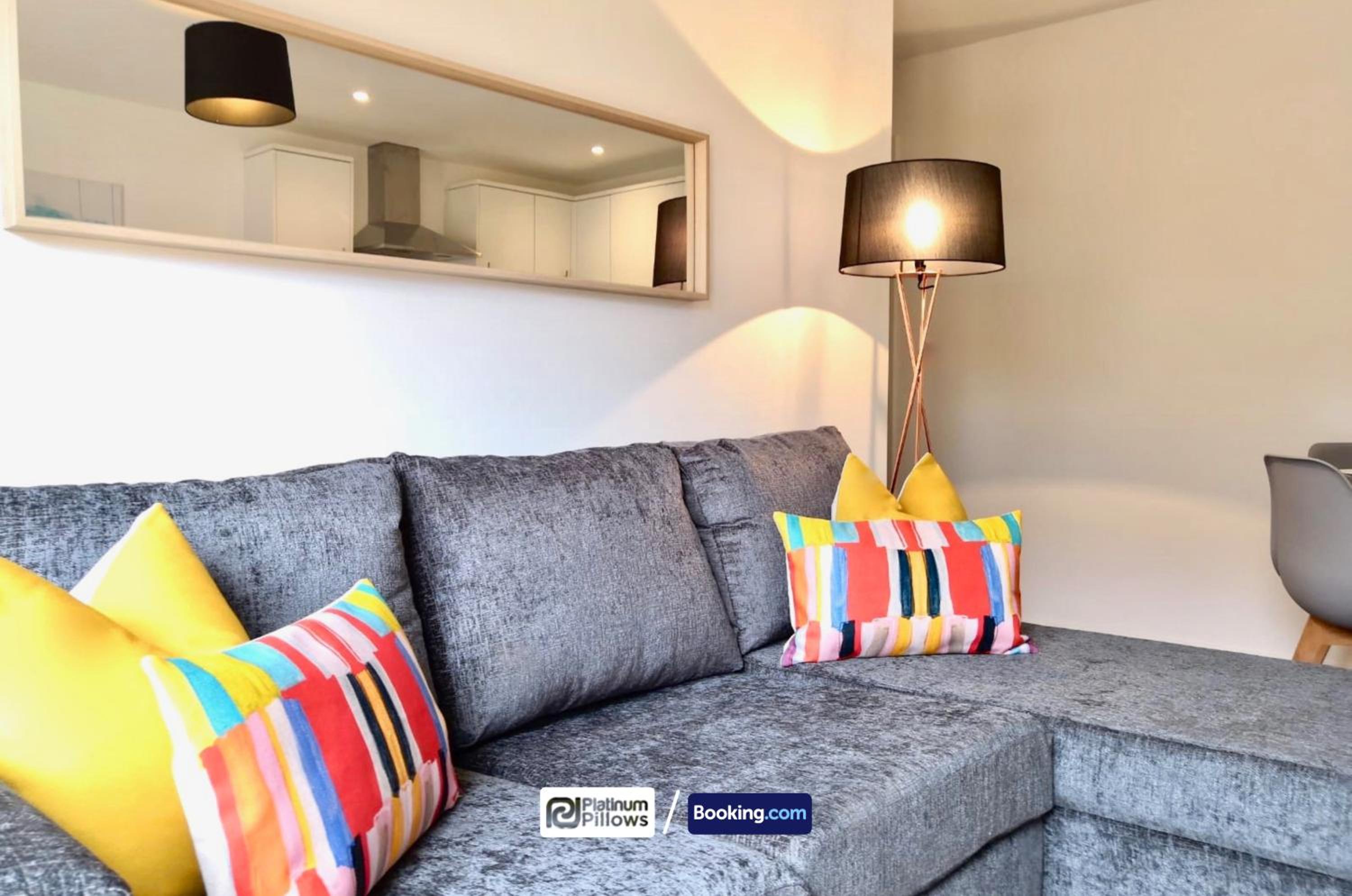 Oxford Vacations - 1 2 Bedroom Rana Court Apartment Close to Hospitals Business Science Parks By Platinum Pillows Short Lets Serviced Accommodation Oxford - Property Image 106