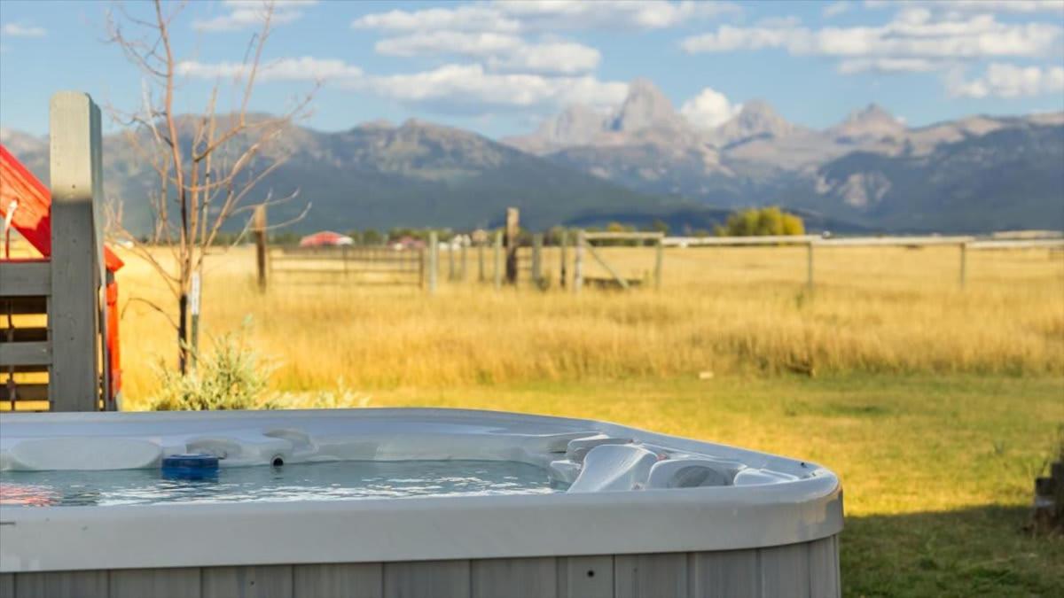 Grand Teton Paradise Unmatched Views Hot Tub view 4