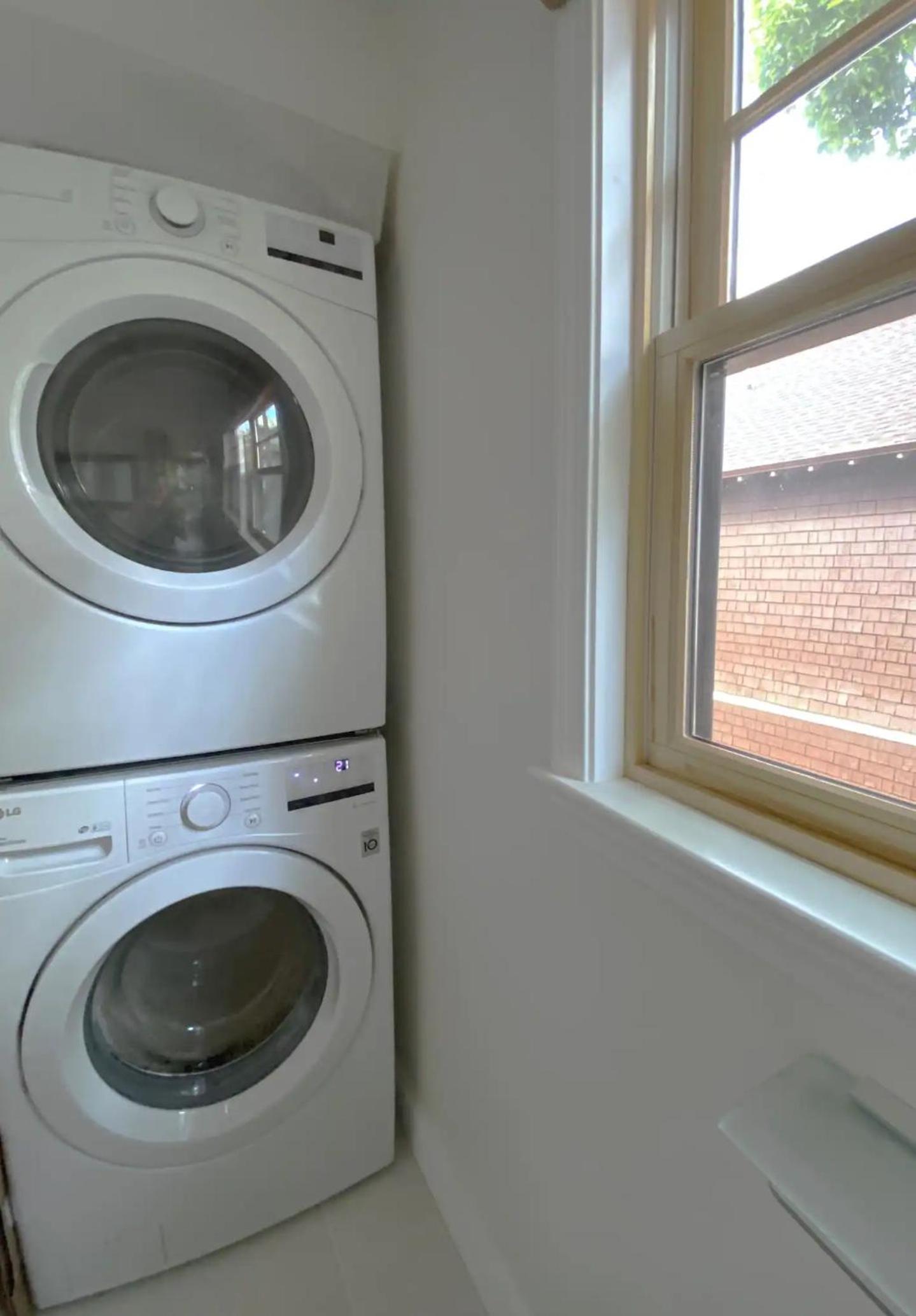 Spacious Cambridge Room, Walk to Harvard view 4