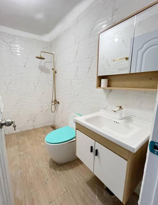 Golden Apartment No1