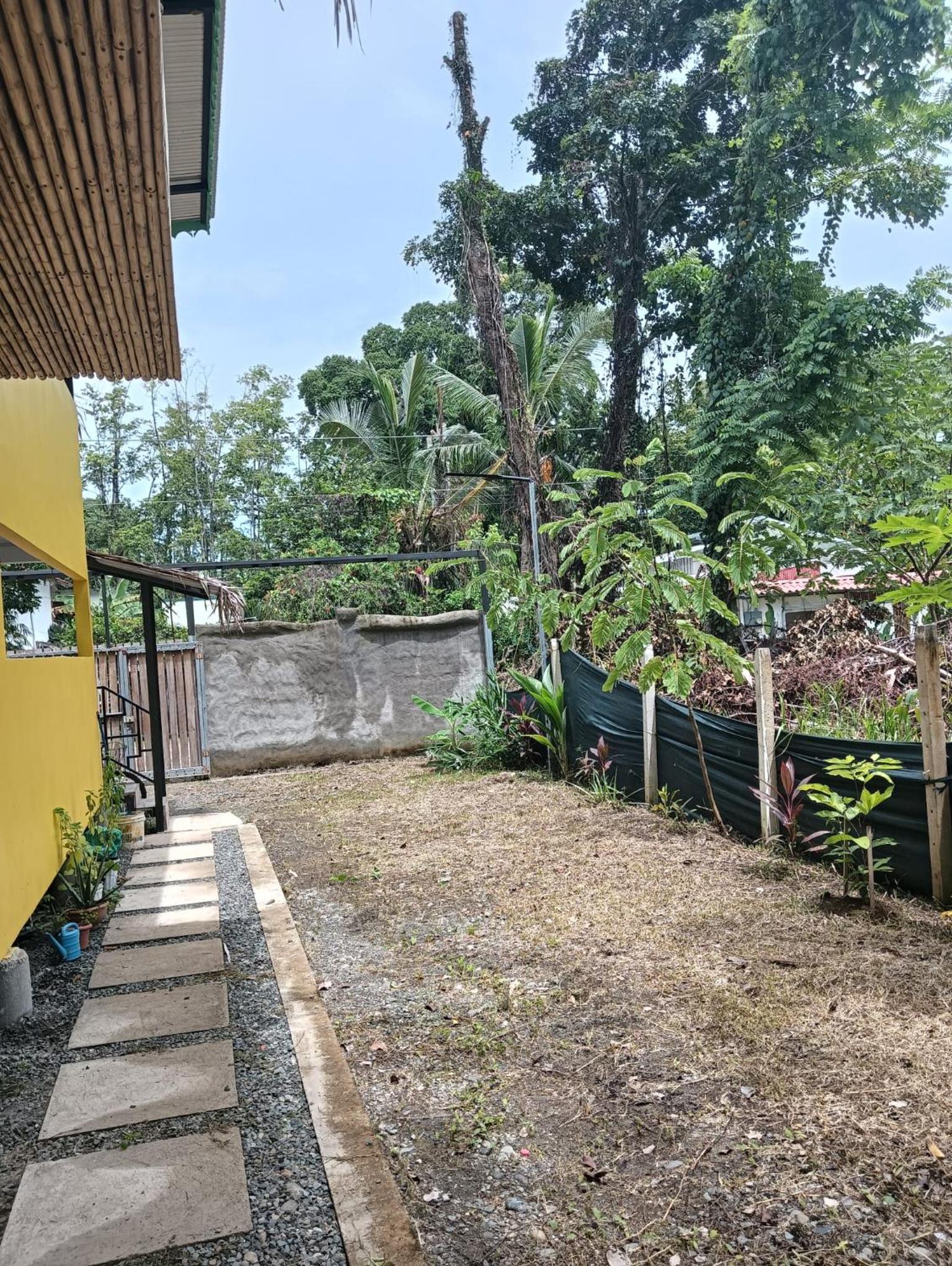 APARTAMENTOS LA FONTE de PUERTO VIEJO LIMÓN