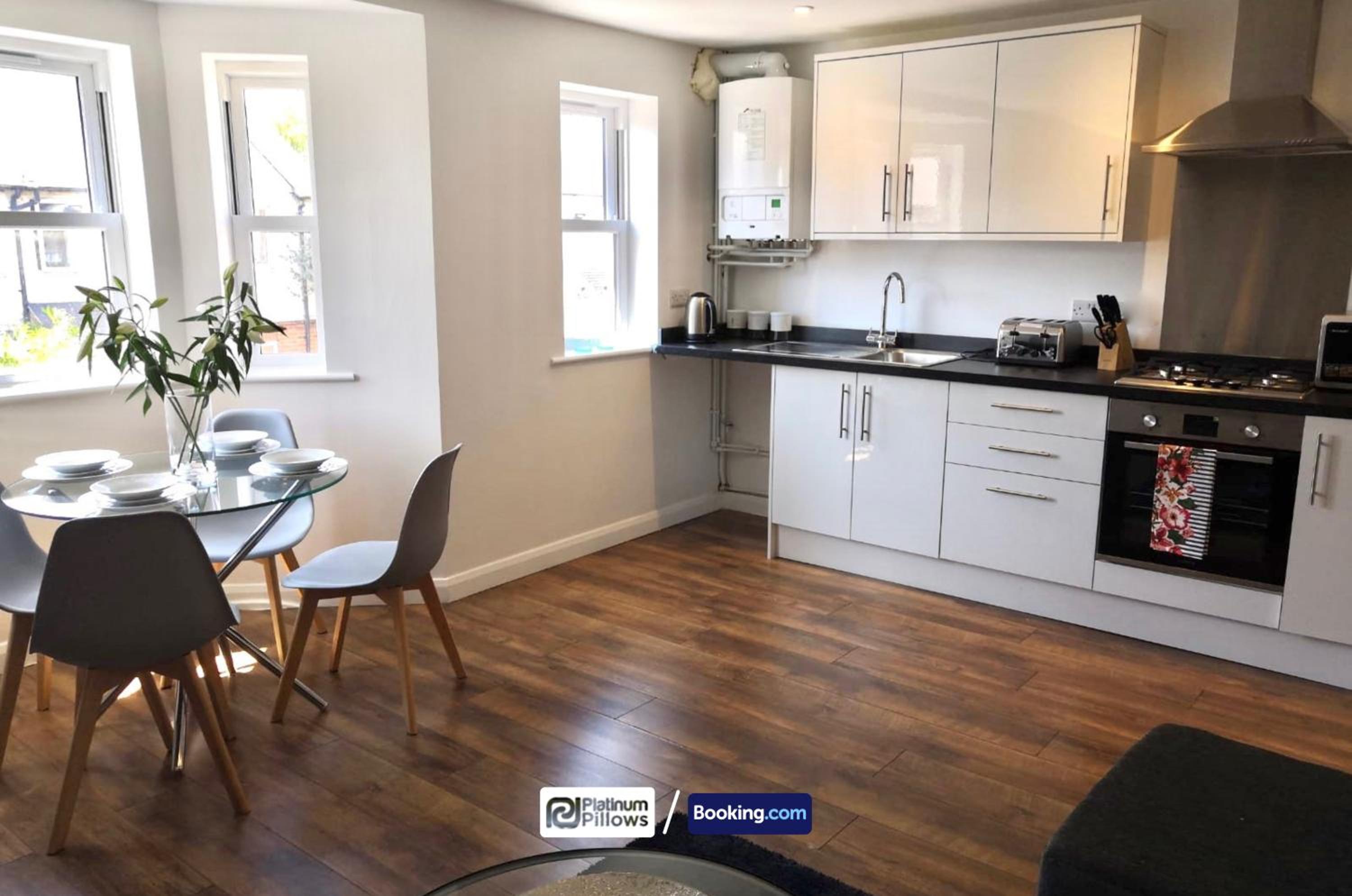 Oxford Vacations - 1 2 Bedroom Rana Court Apartment Close to Hospitals Business Science Parks By Platinum Pillows Short Lets Serviced Accommodation Oxford - Property Image 122