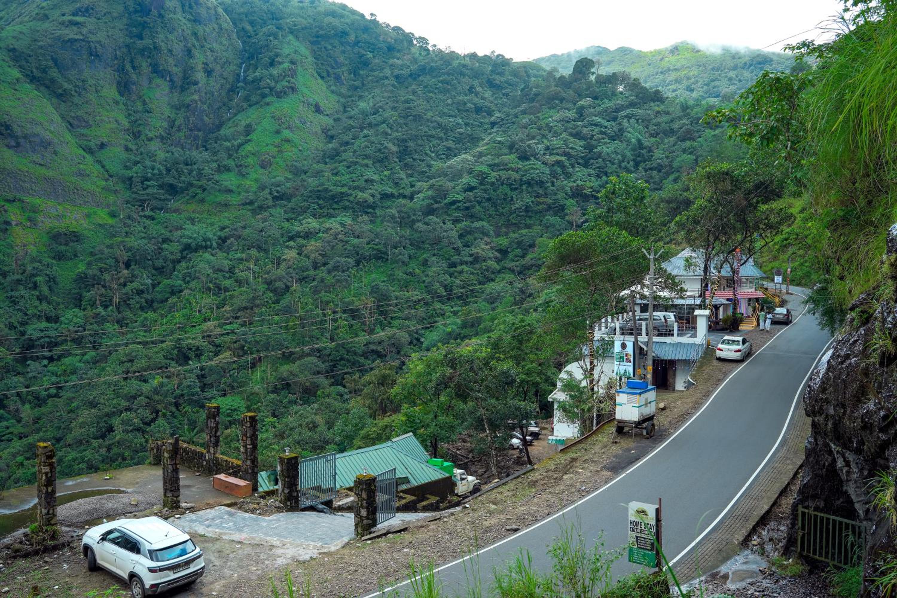 The Olam Vagamon view 4