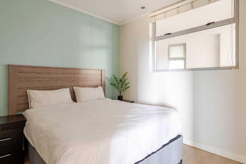 KMG Apartments at The Apex