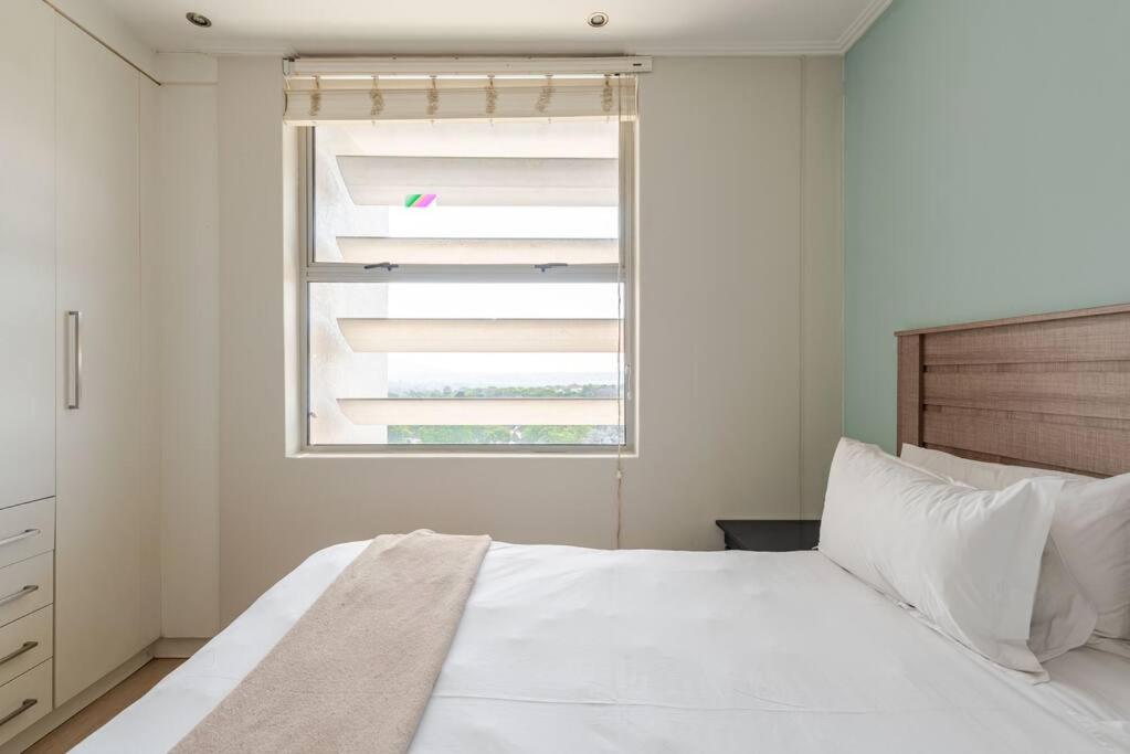 KMG Apartments at The Apex