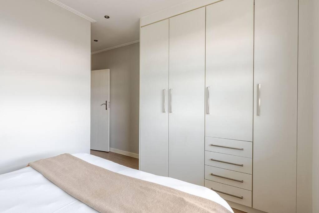 KMG Apartments at The Apex