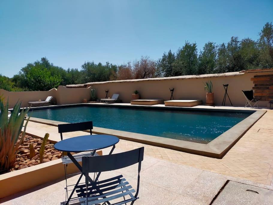 Douirhia avec piscine Le Dar Des Songes