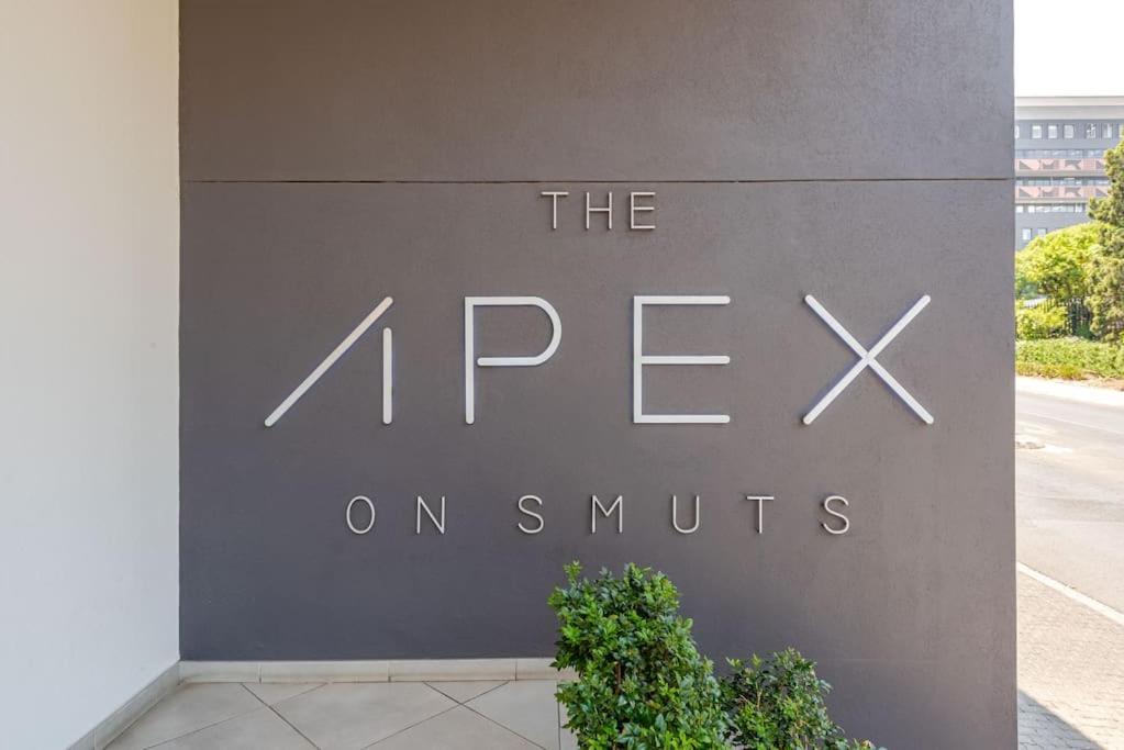 KMG Apartments at The Apex