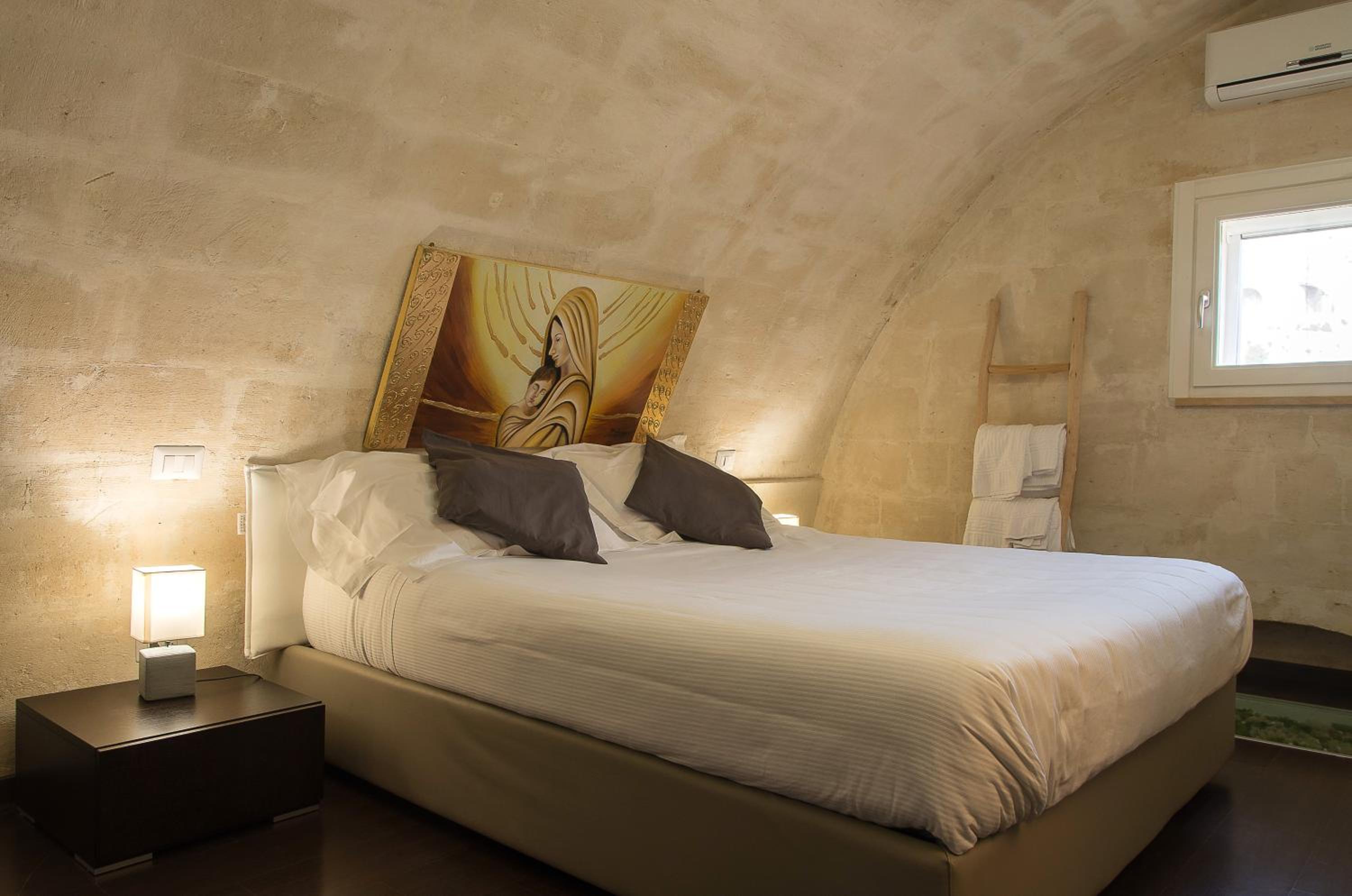 La Scala Suite en Matera — bedroom
