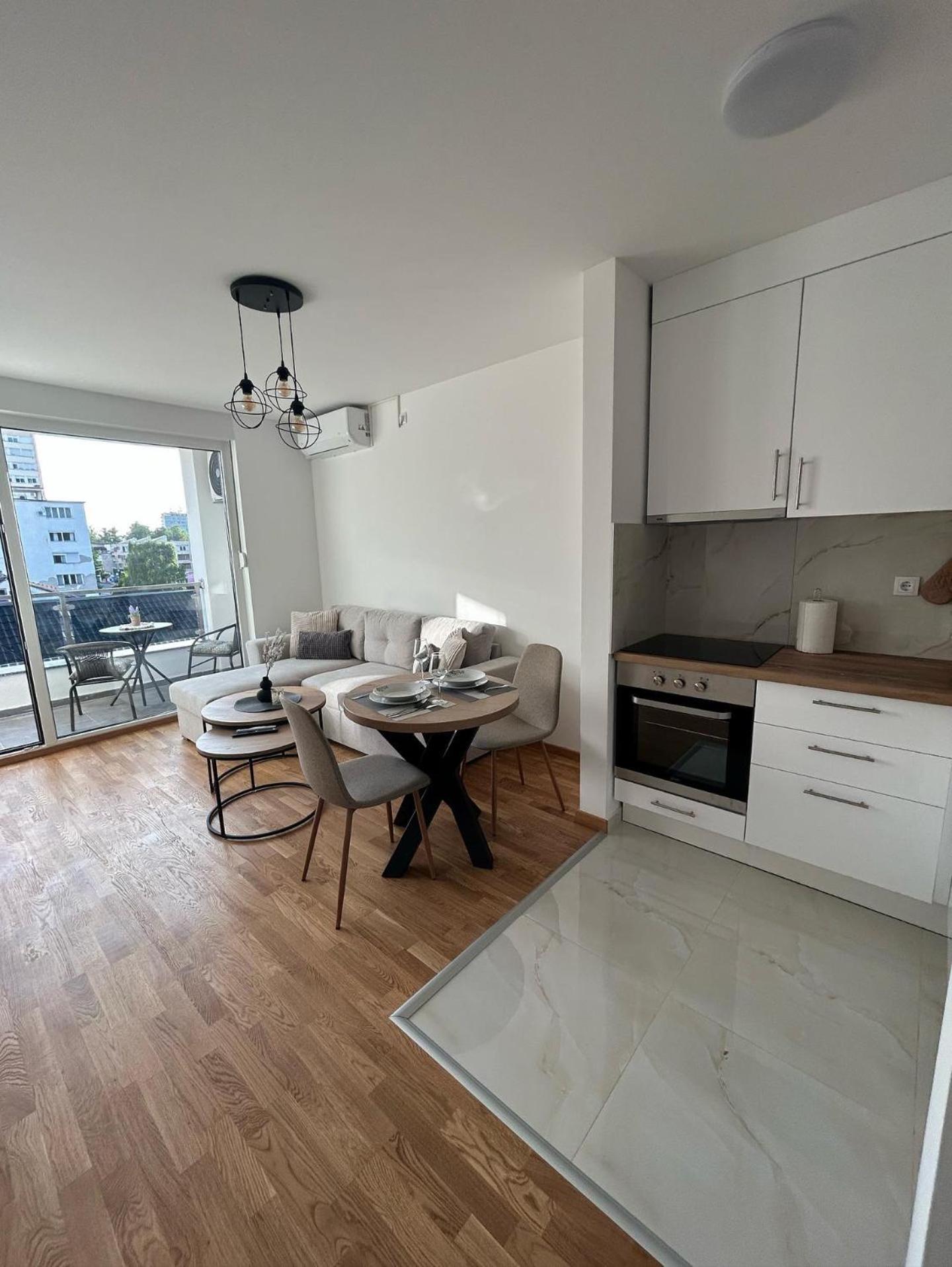 Apartmani Kastel 1